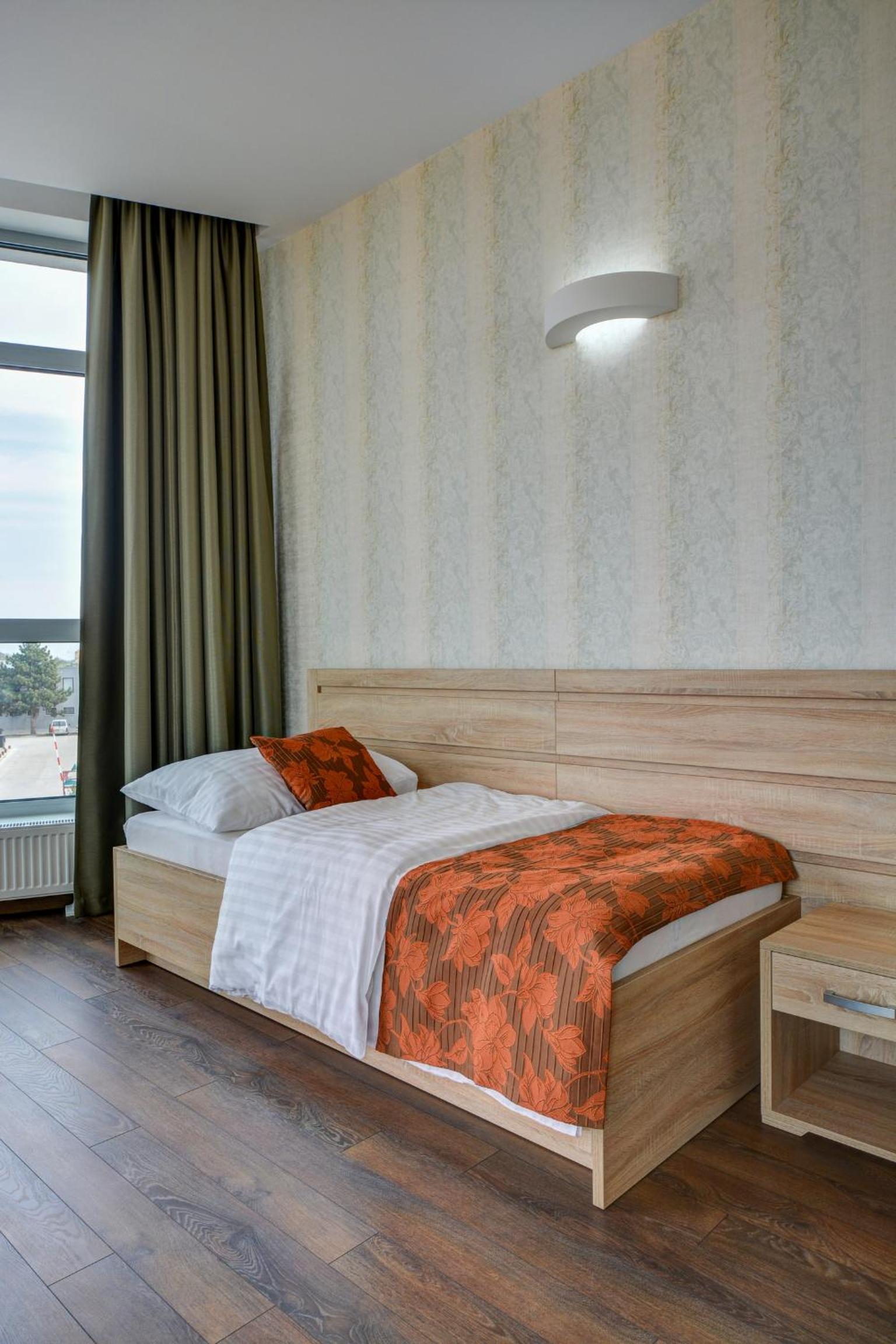 Suite with Balcony photo 1