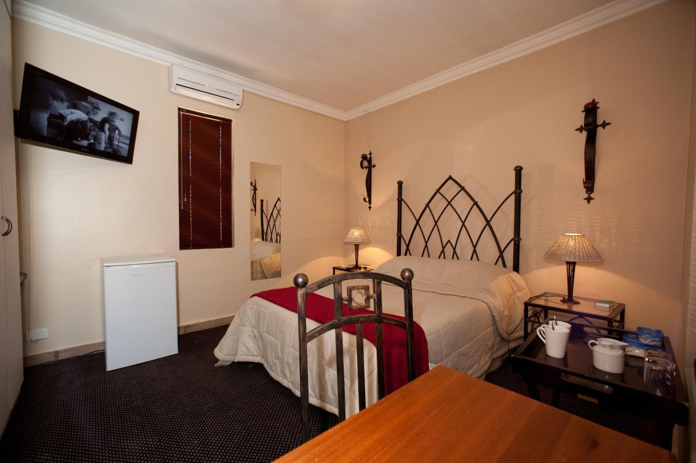  Double Room - Photo 1