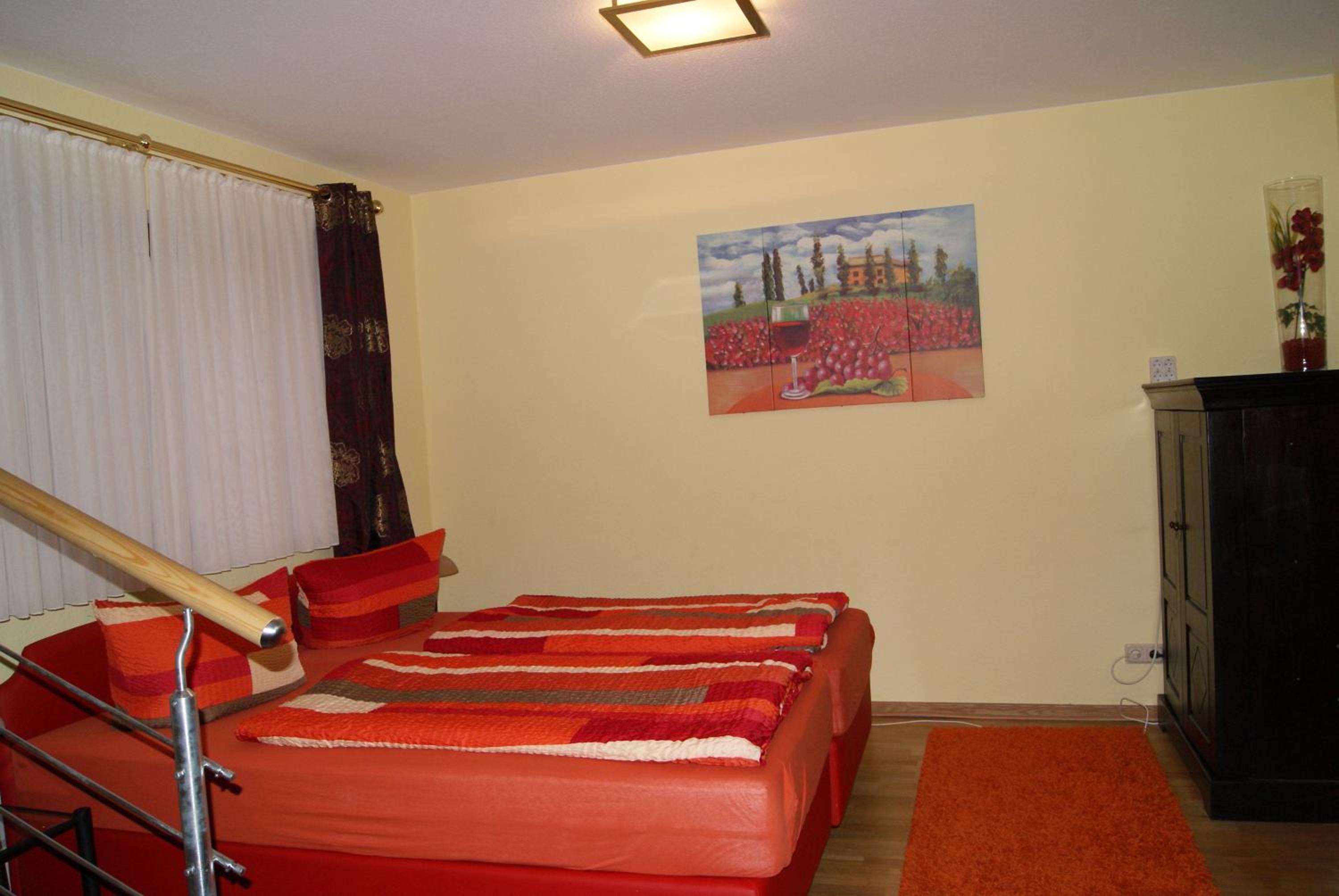 Two-Bedroom Apartment - Photo 6
