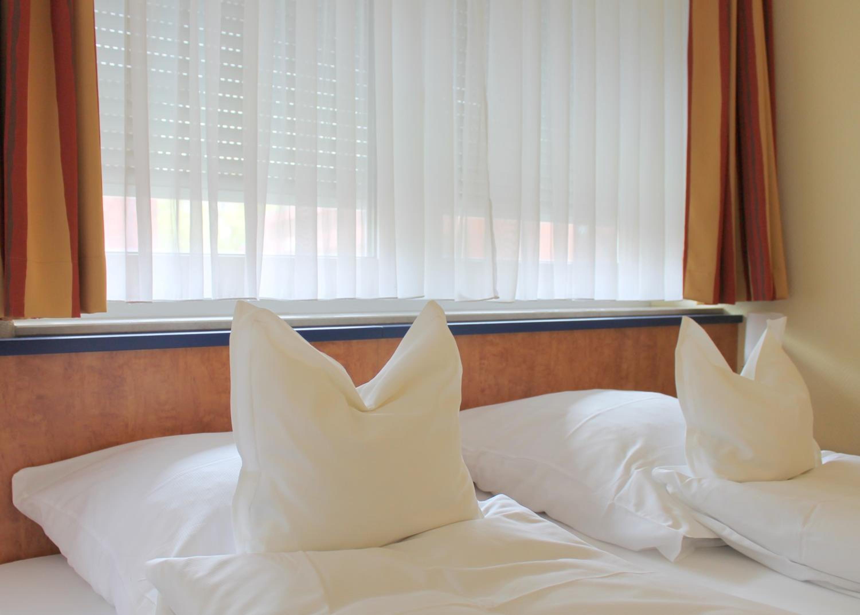 Double Room - Photo 9