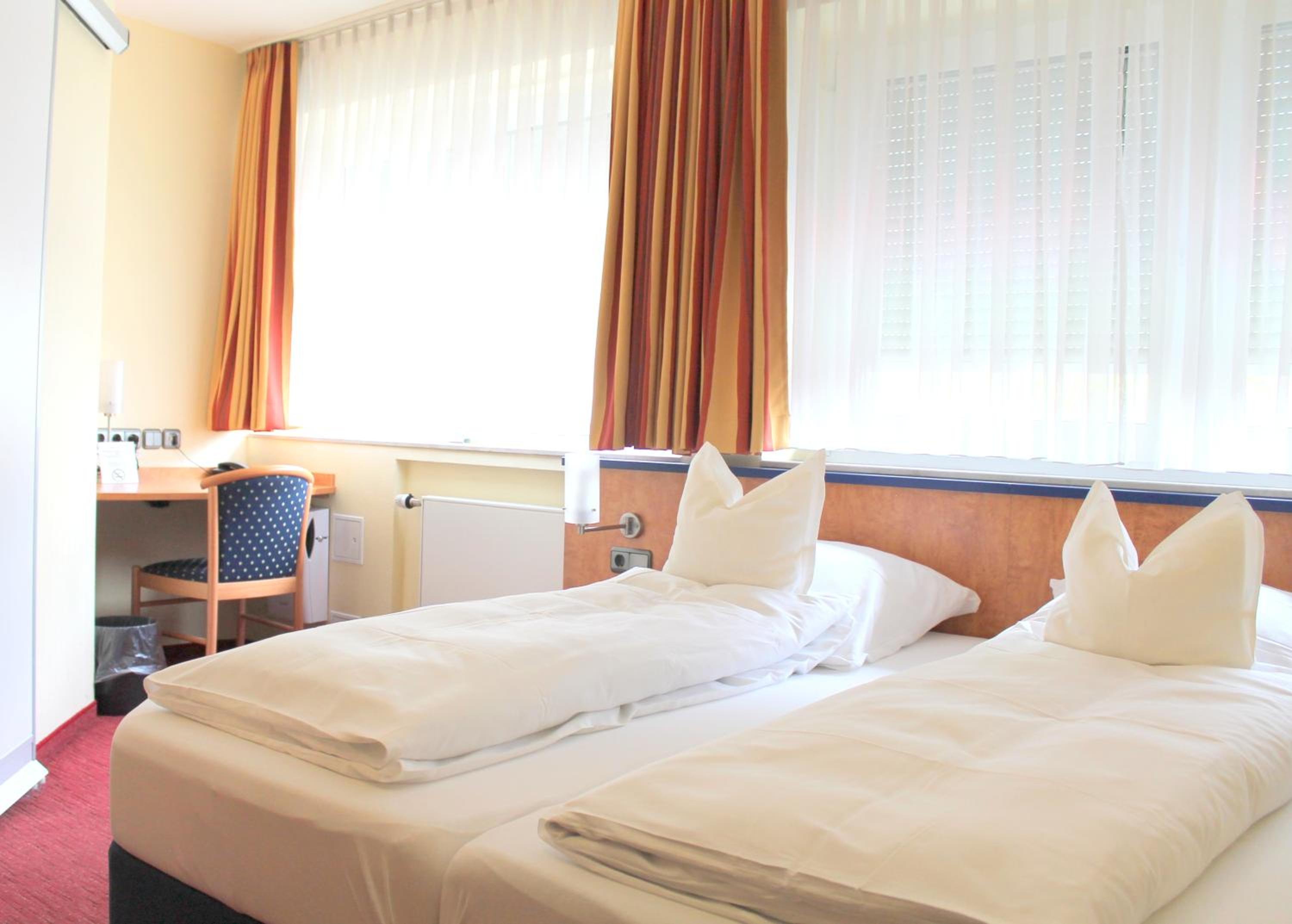 Double Room - Photo 5