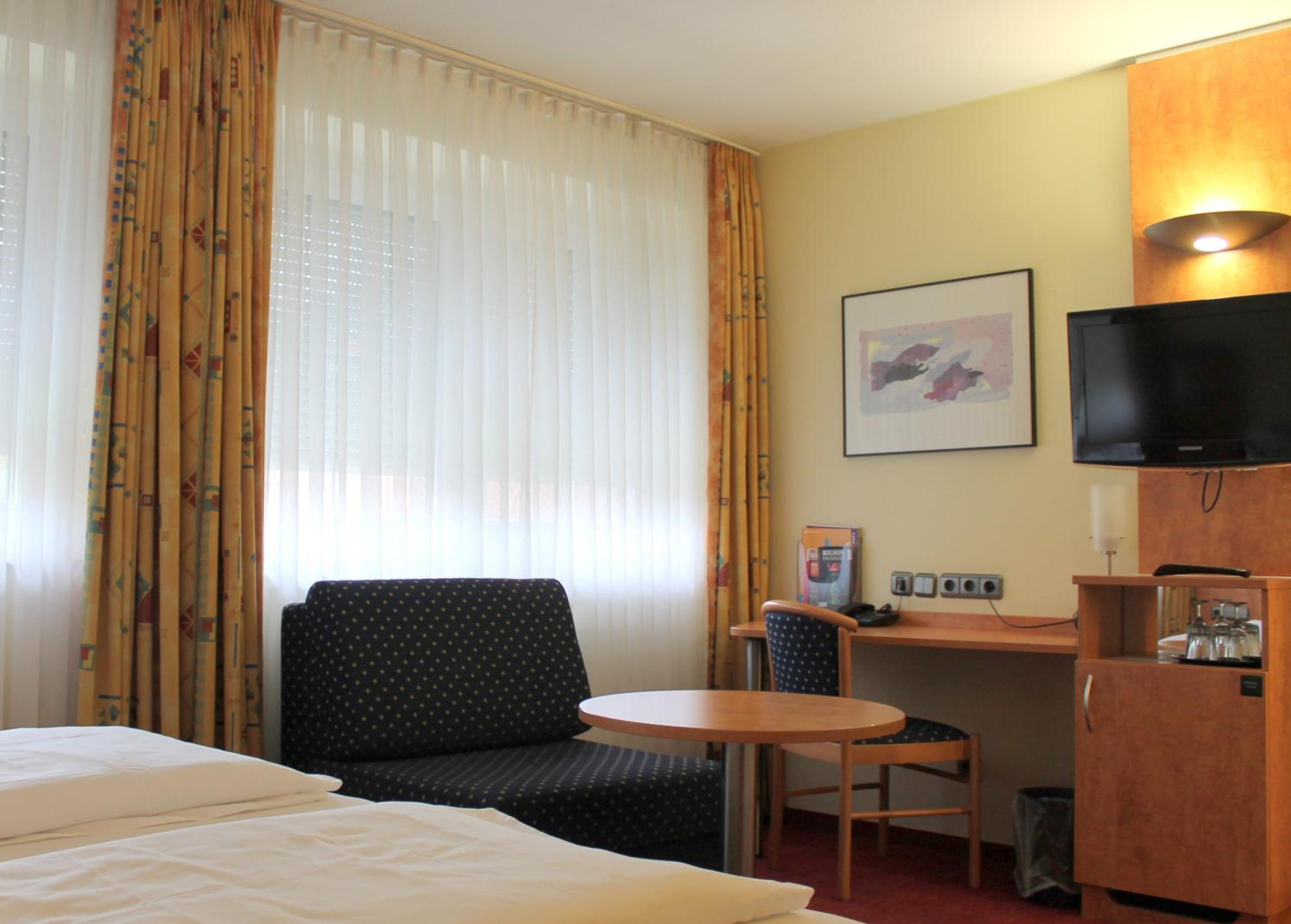 Double Room - Photo 4