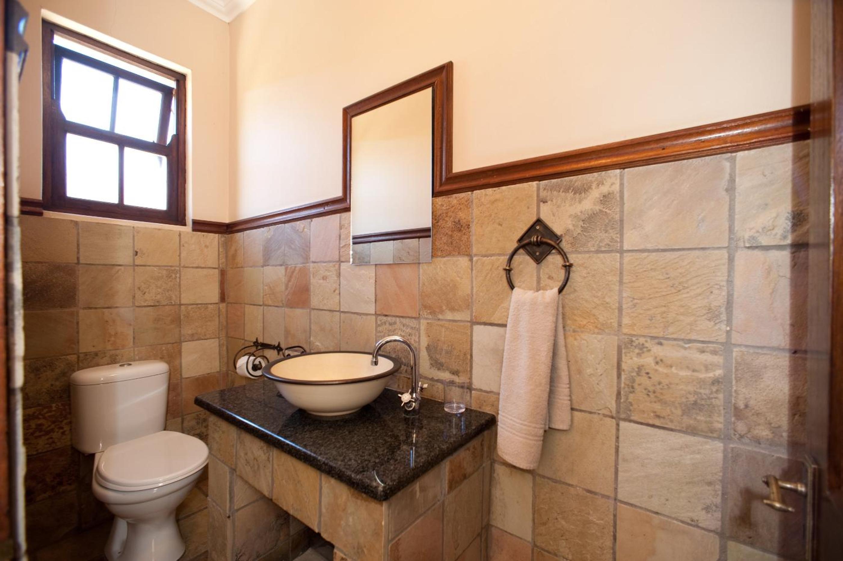 Twin Room - Photo 2