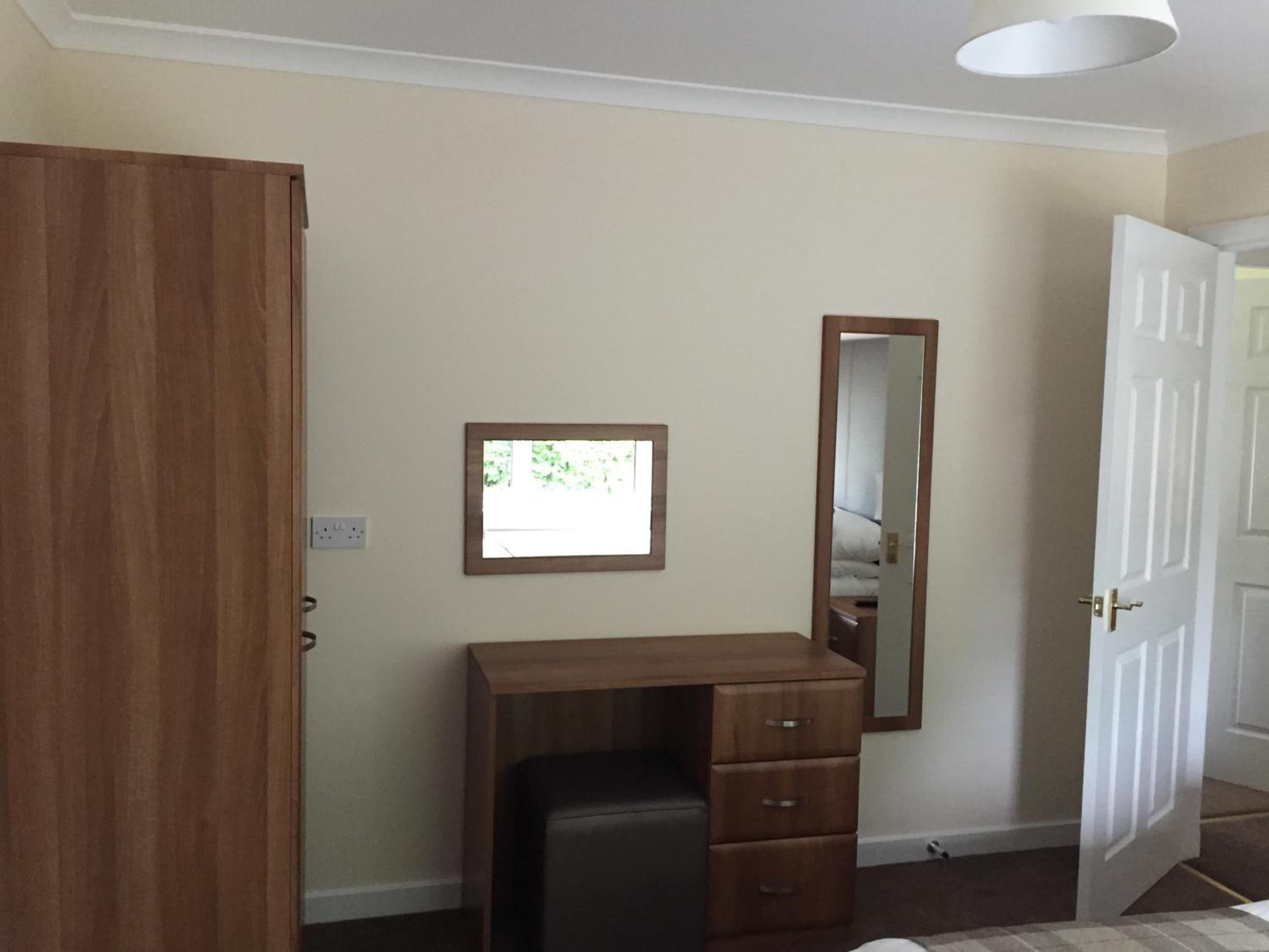 Three-Bedroom Chalet - Photo 6