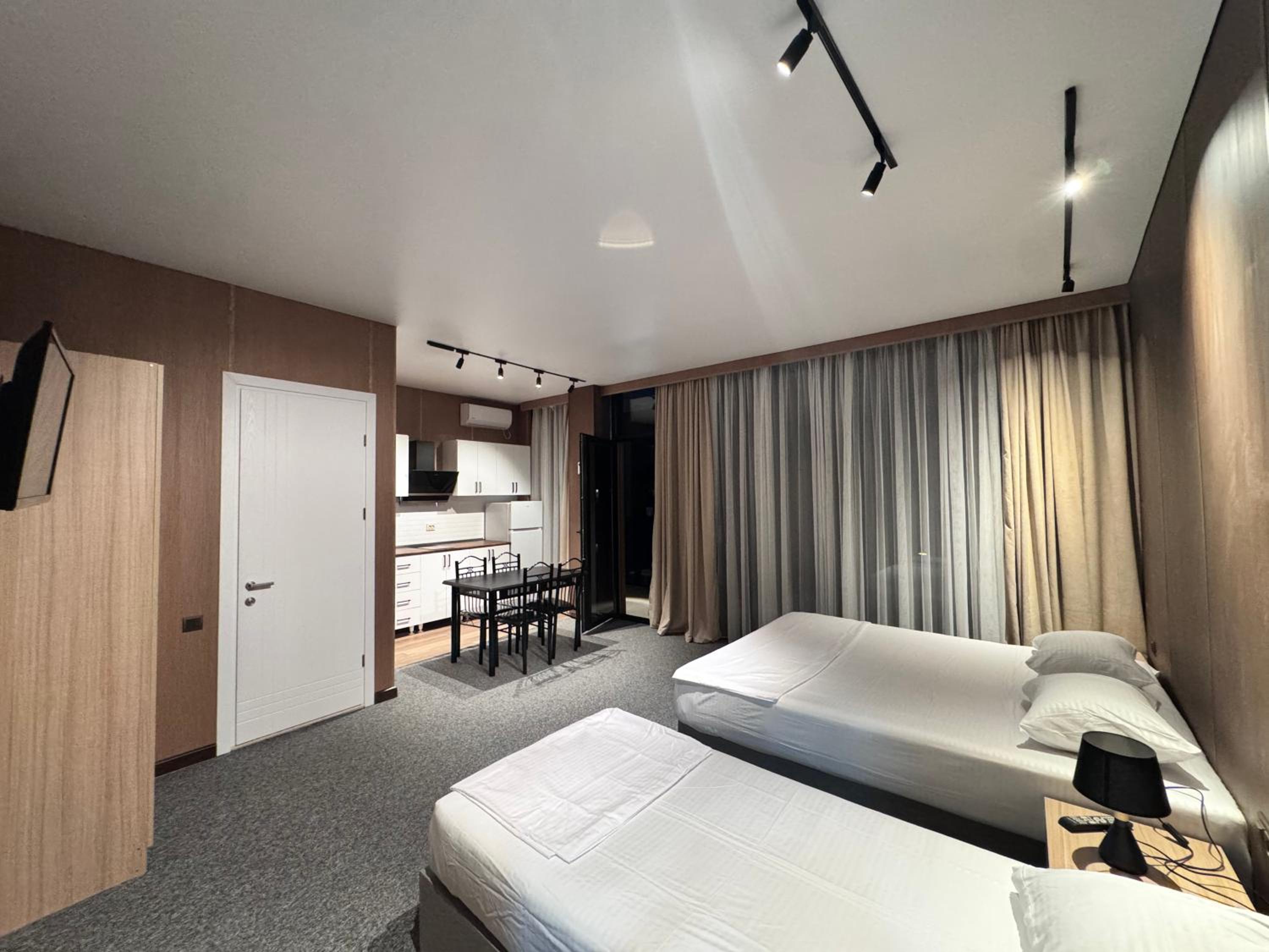 Comfort Triple Room with Shower