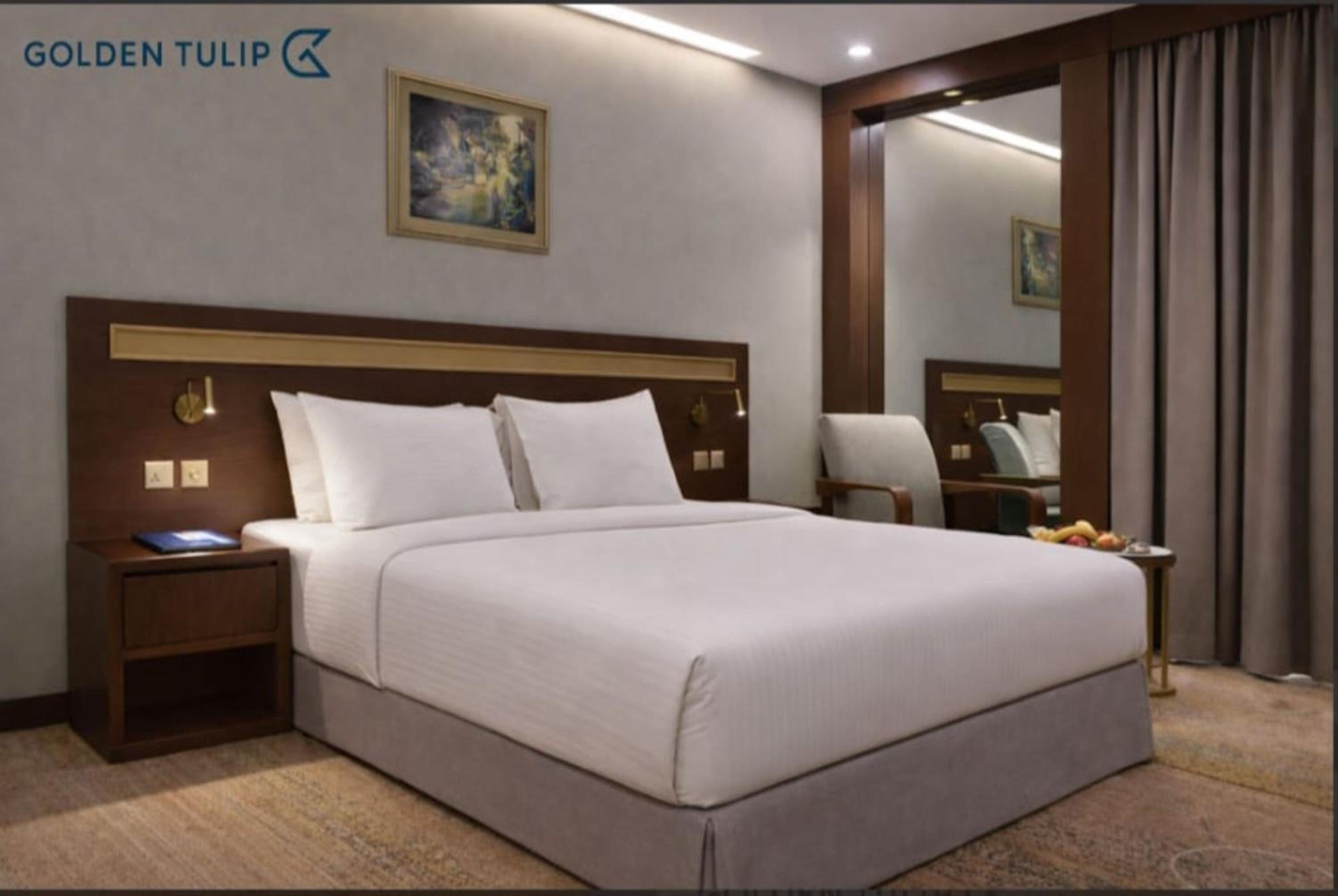Superior King Room