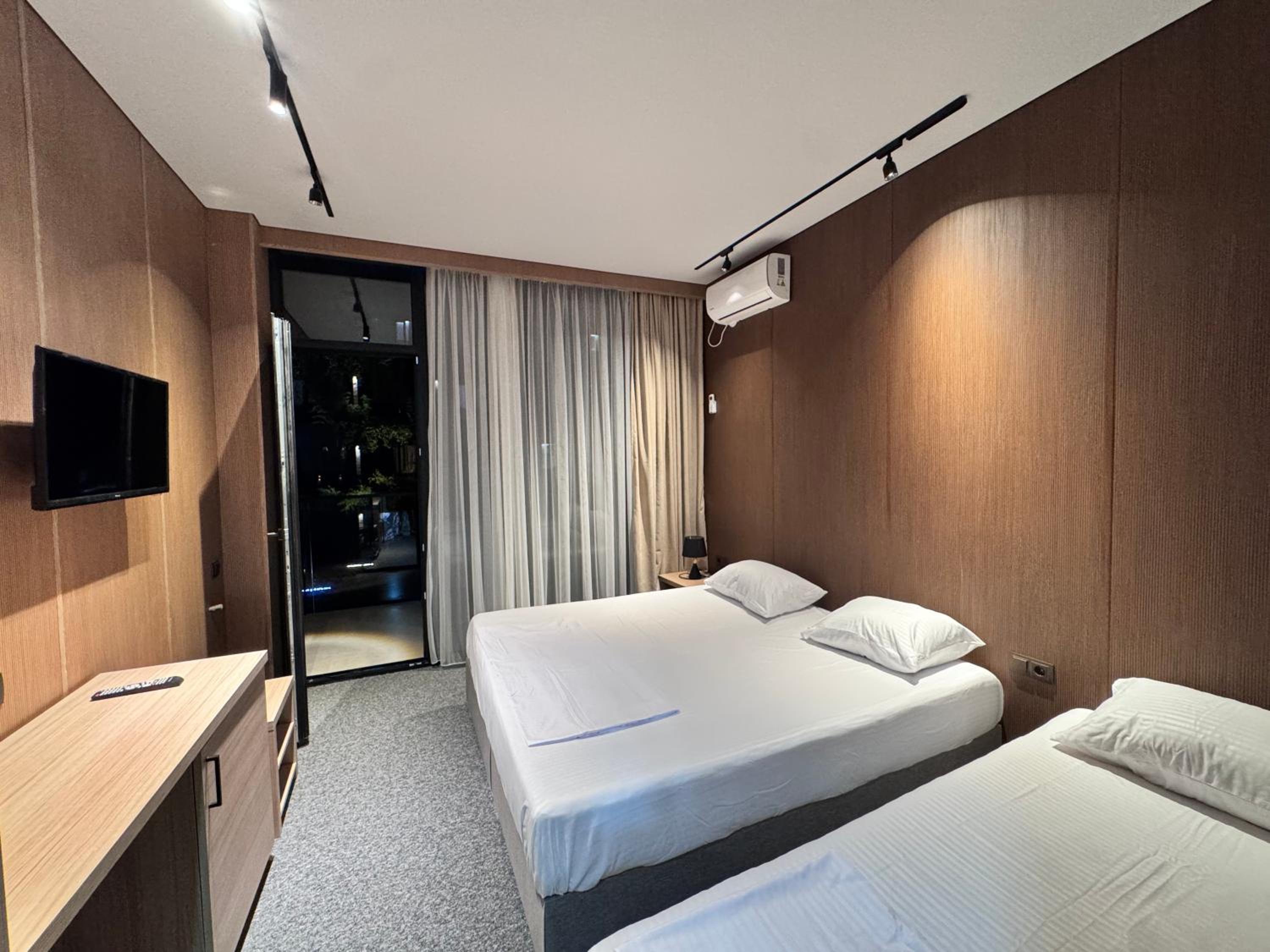 Triple Room with Balcony