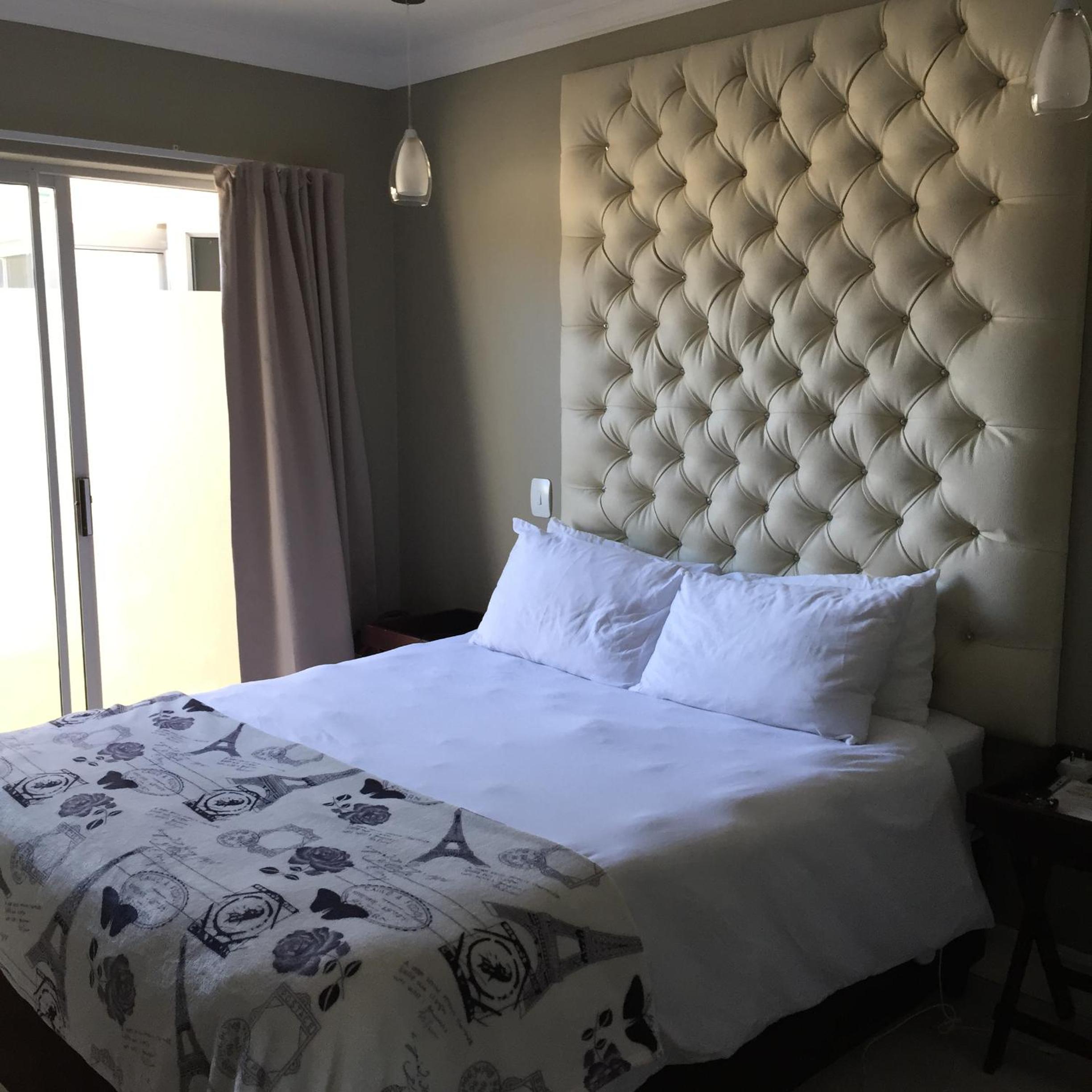 Deluxe Double Room with Shower photo 2