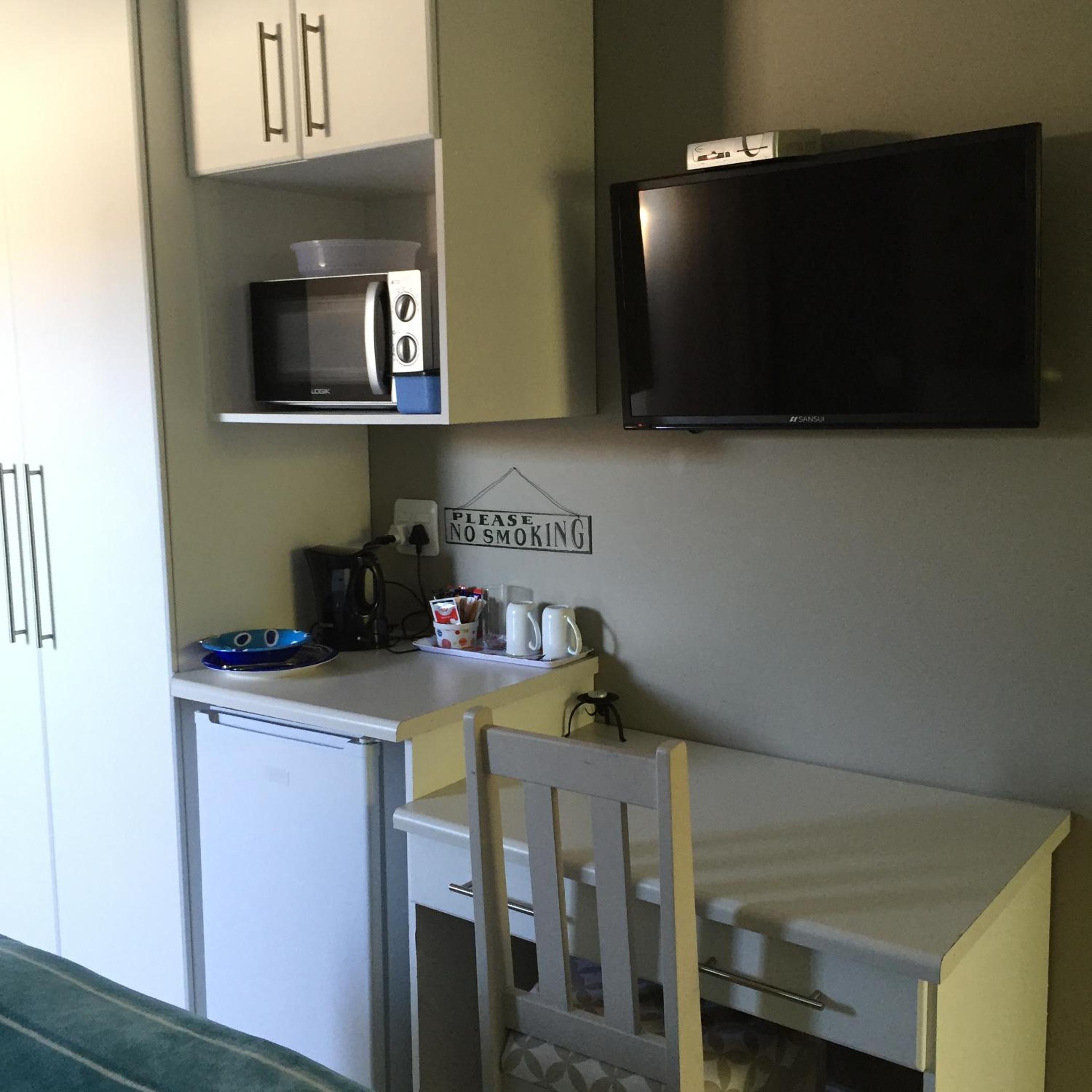 Deluxe Double Room with Shower photo 1