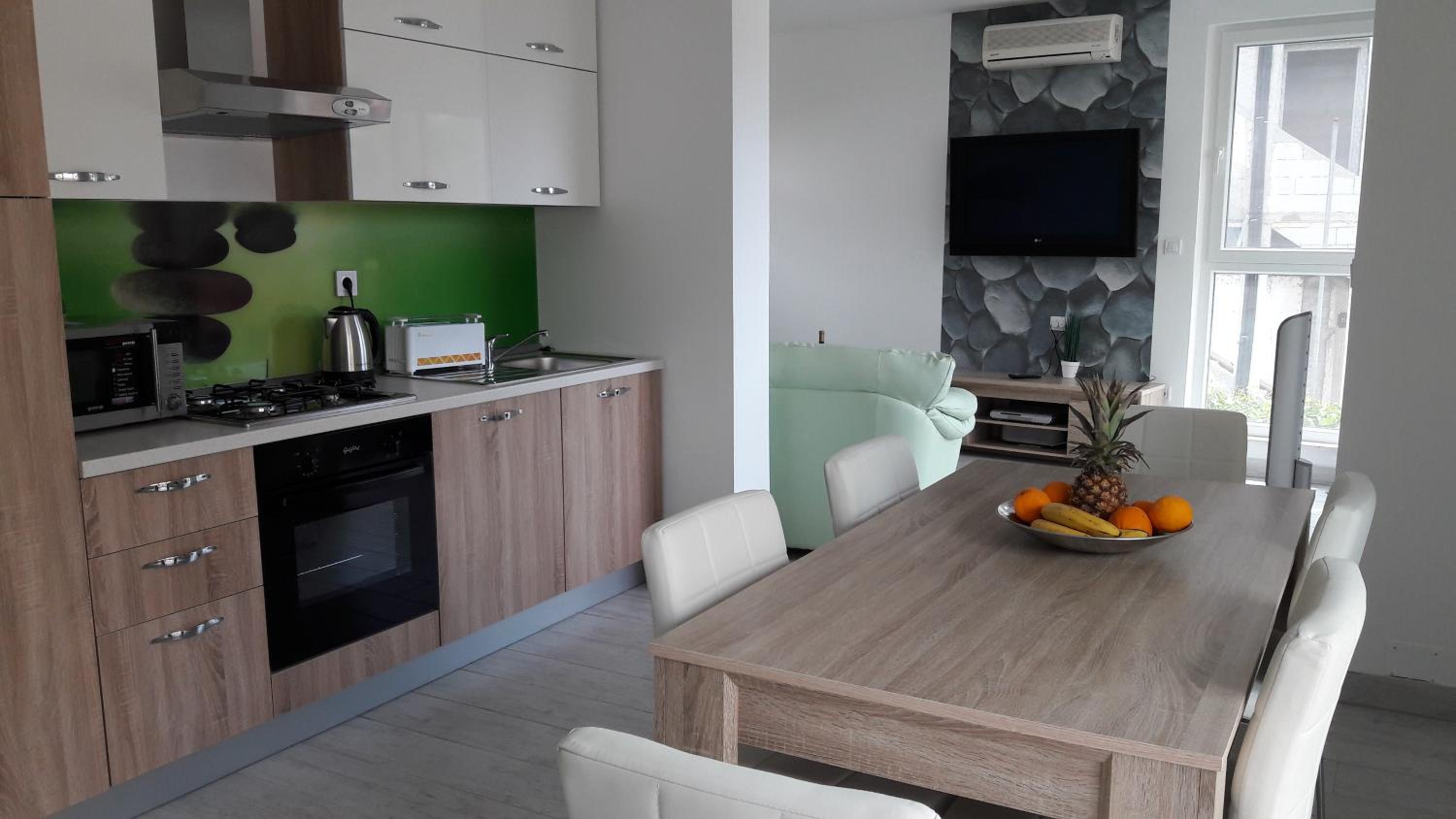 Two-Bedroom Apartment - Photo 33