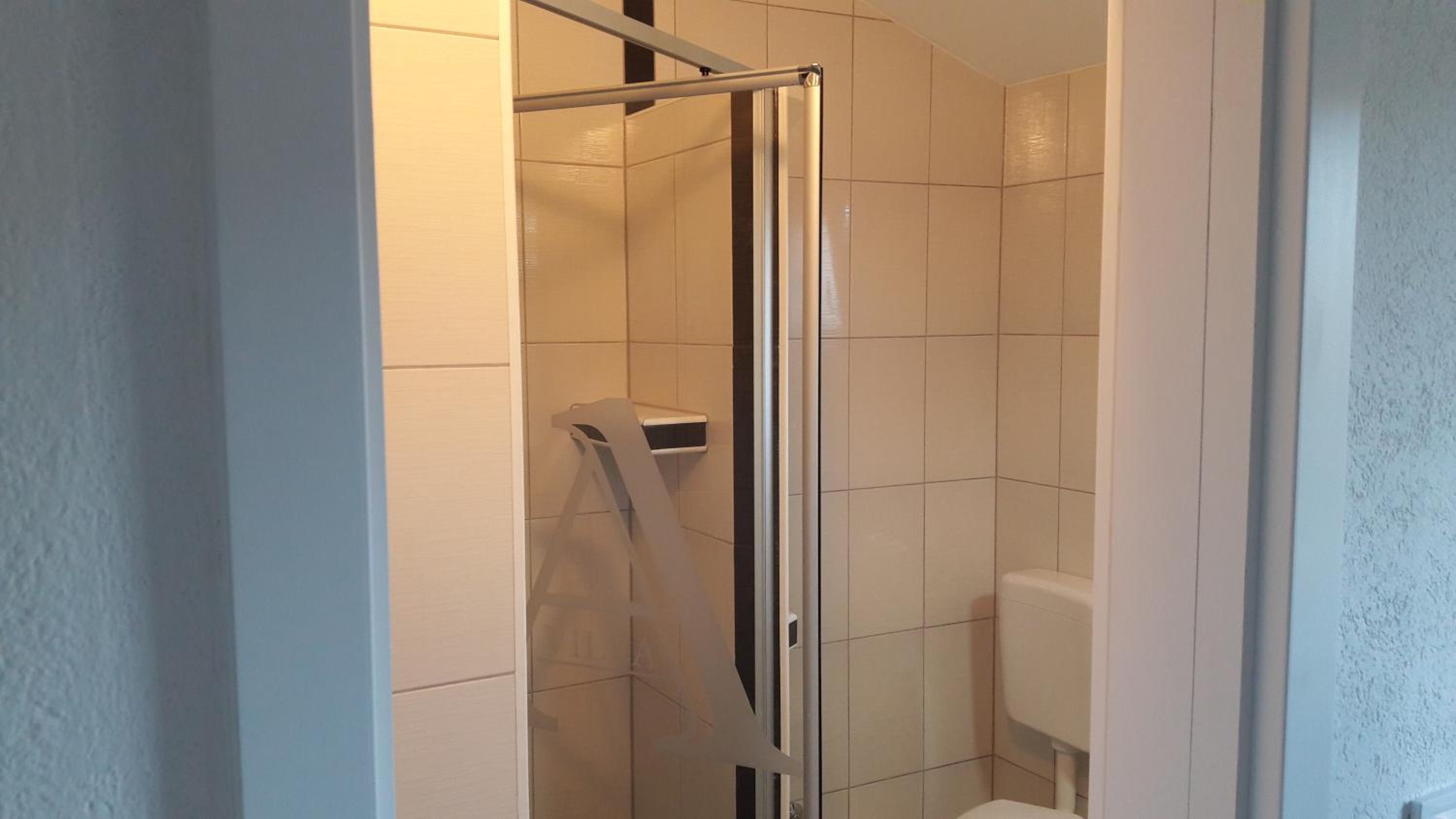Two-Bedroom Apartment - Photo 31
