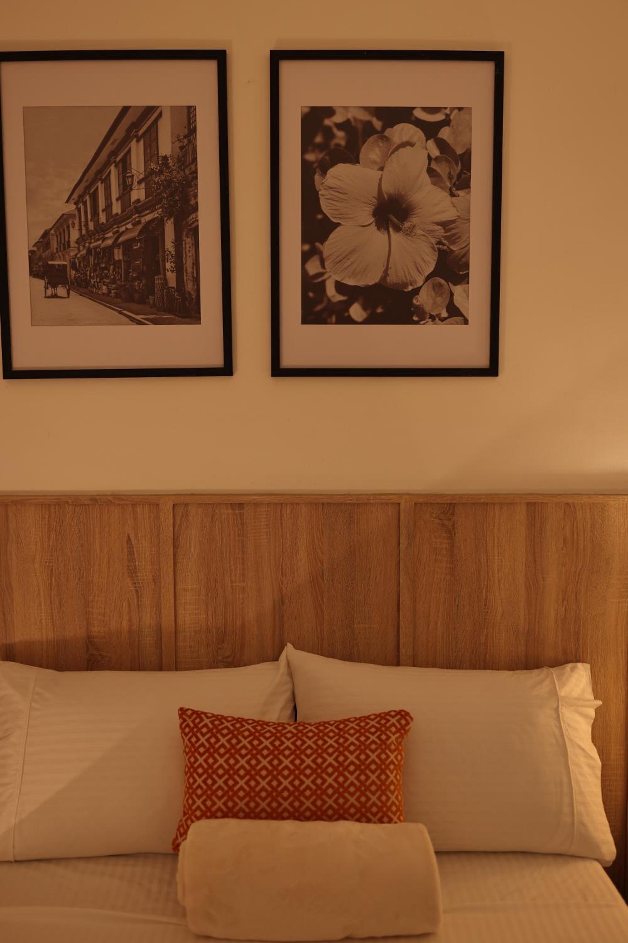 Deluxe Room - Photo 8