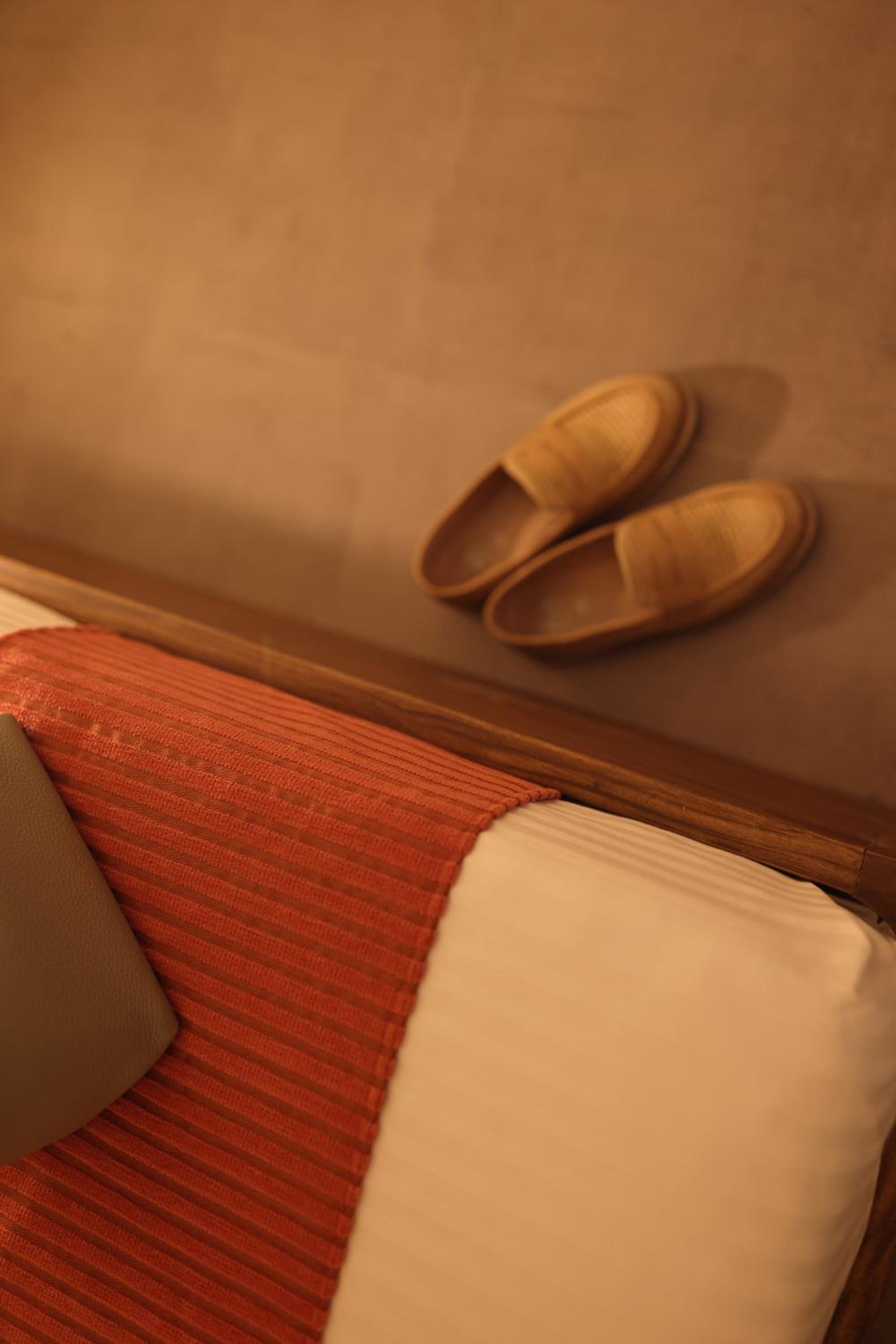 Double Room - Photo 7