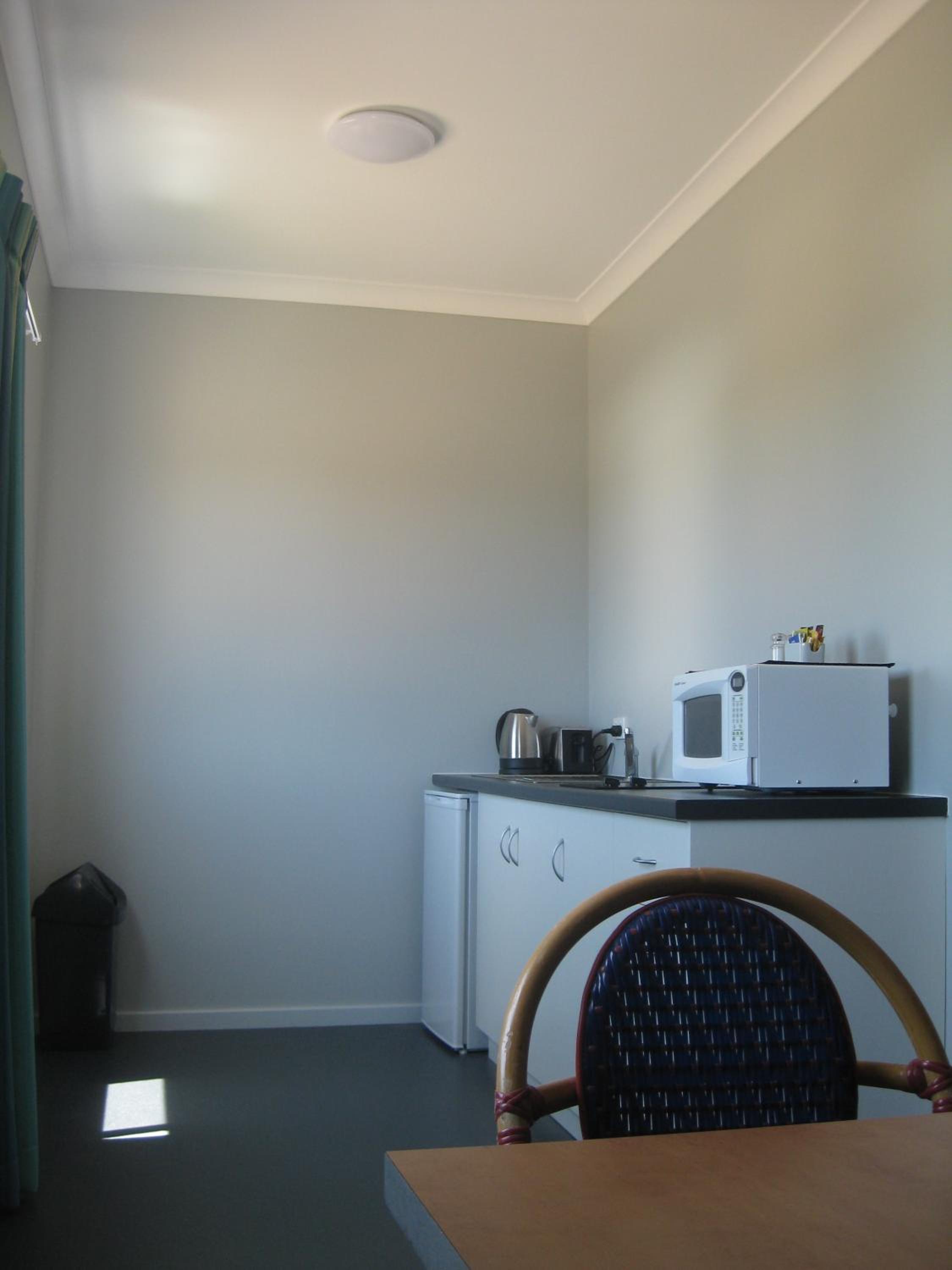One-Bedroom Apartment (4 Adults) - Photo 3