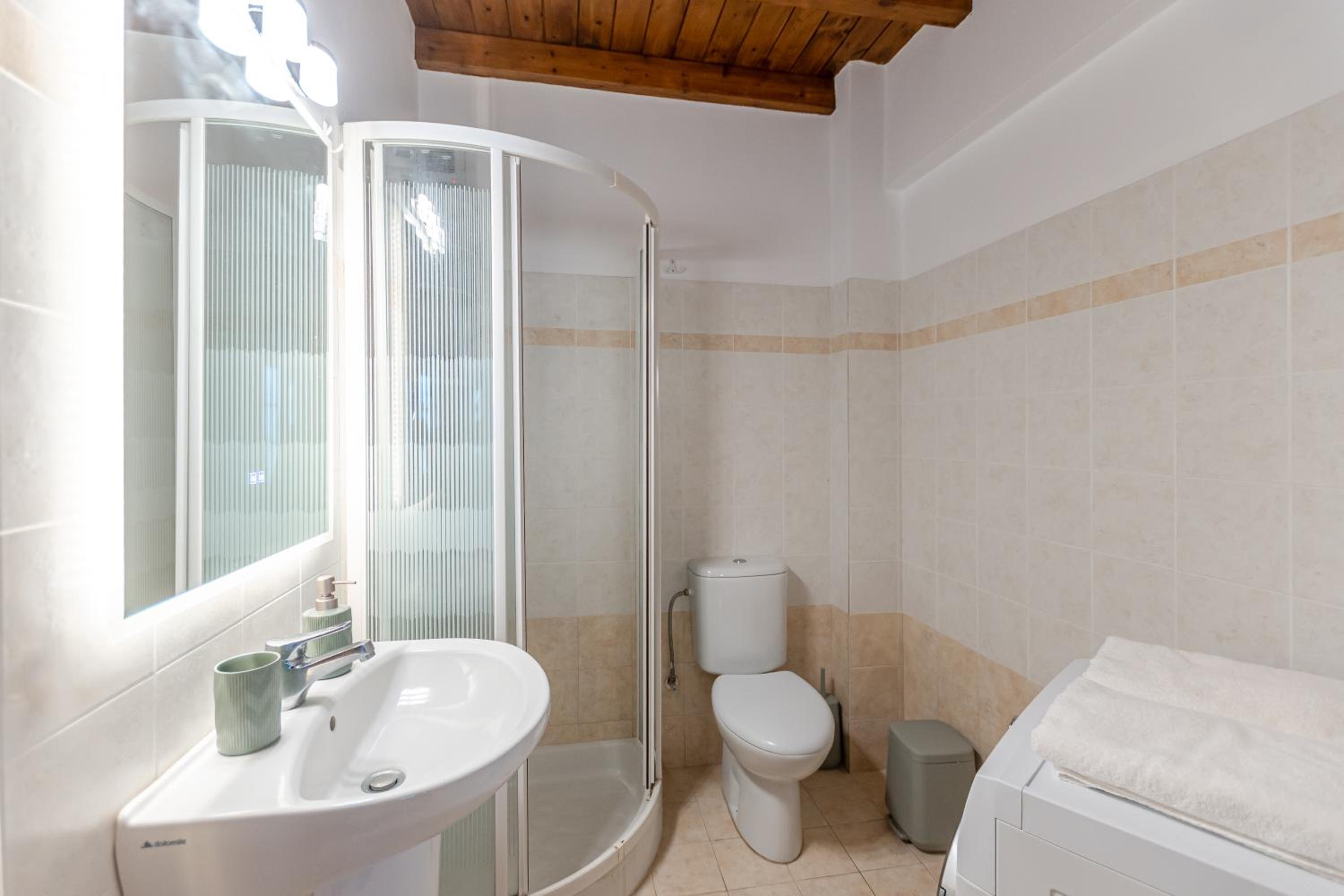 One-Bedroom Standard Apartment