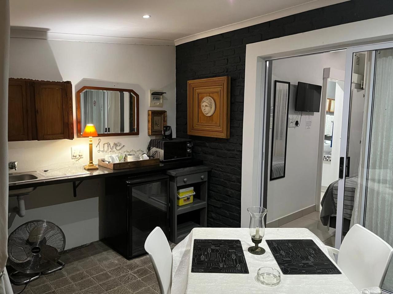 Double Room with Garden View photo 3