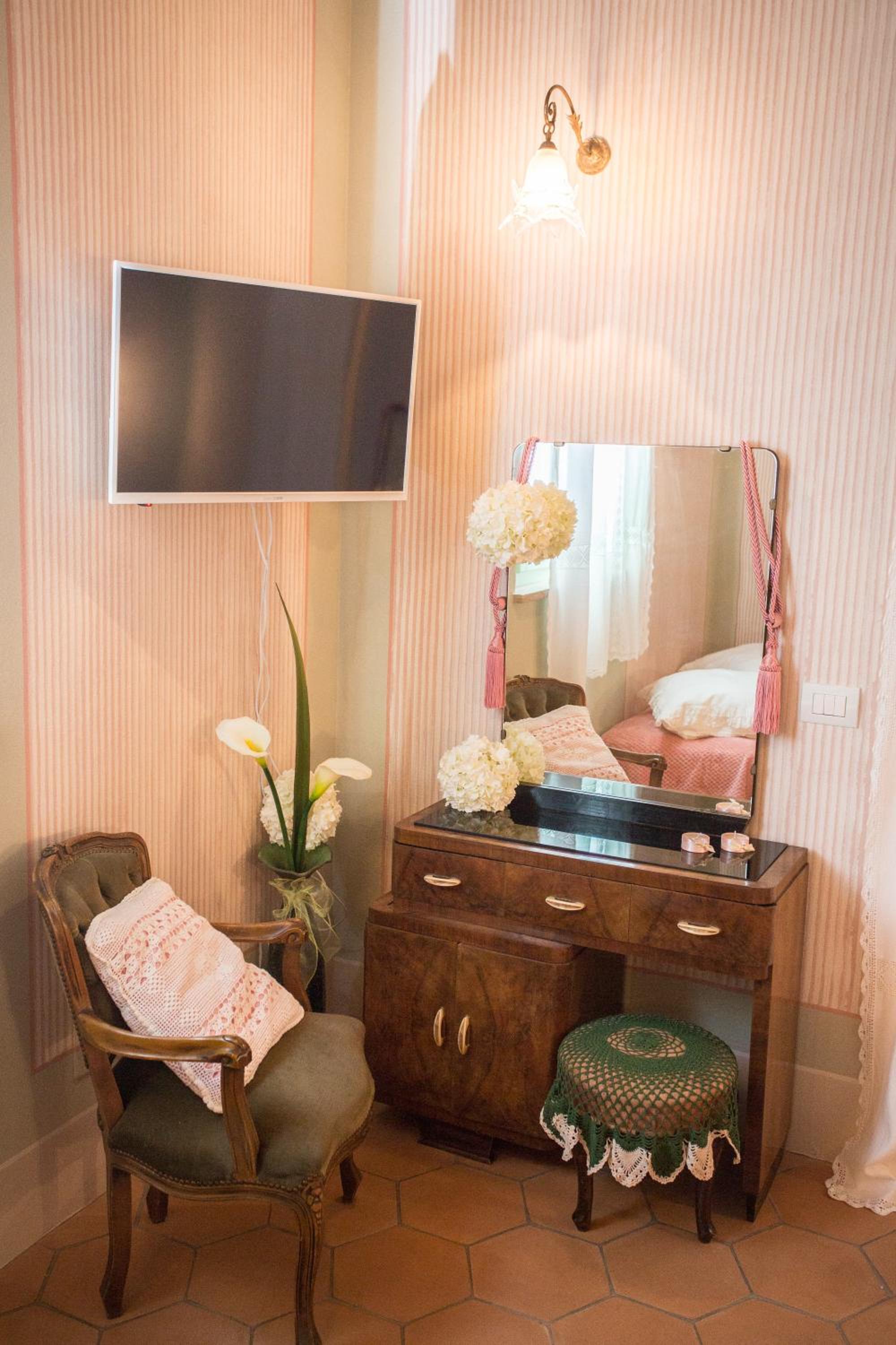 Superior Double Room - Photo 3