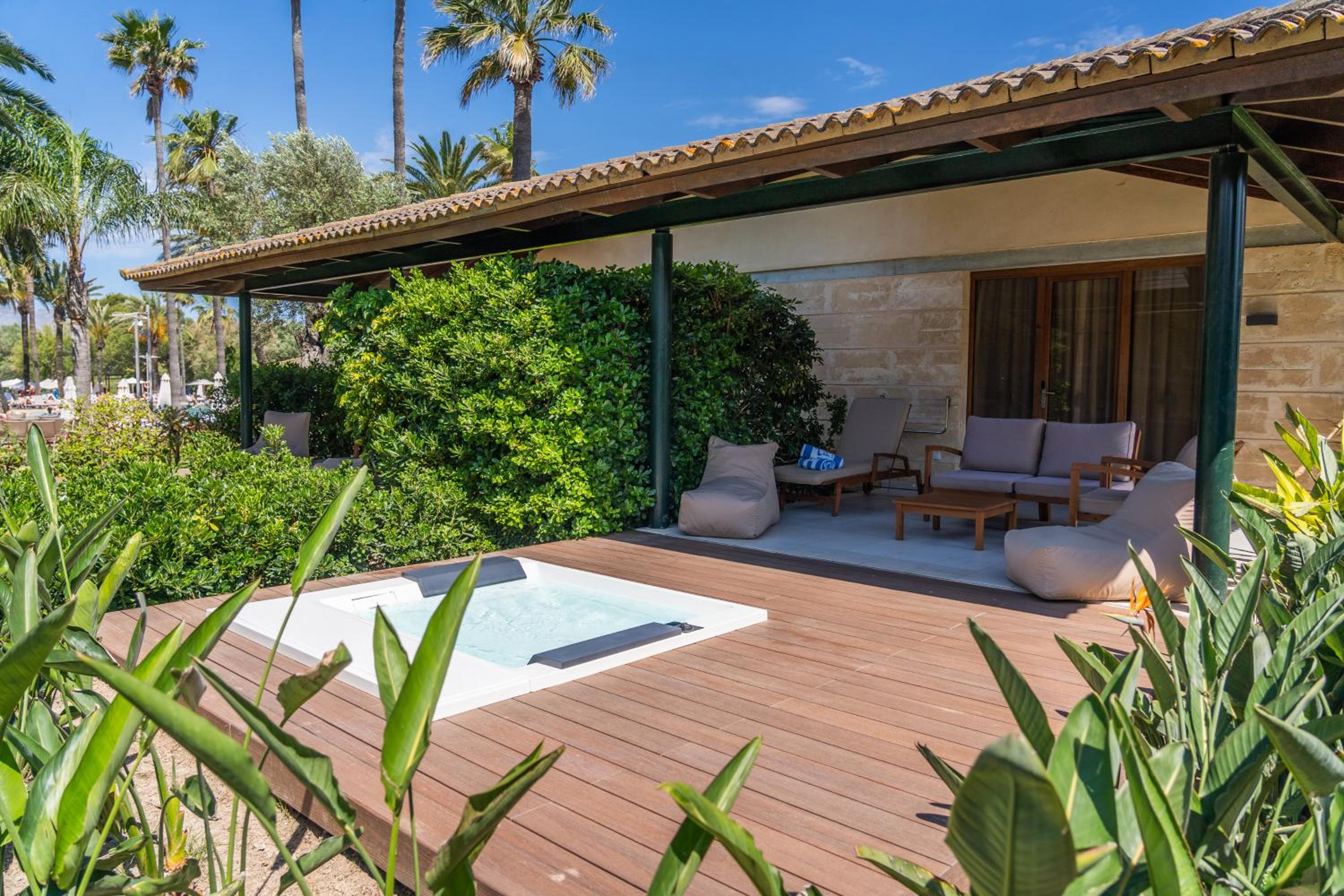 Suite with Plunge Pool
