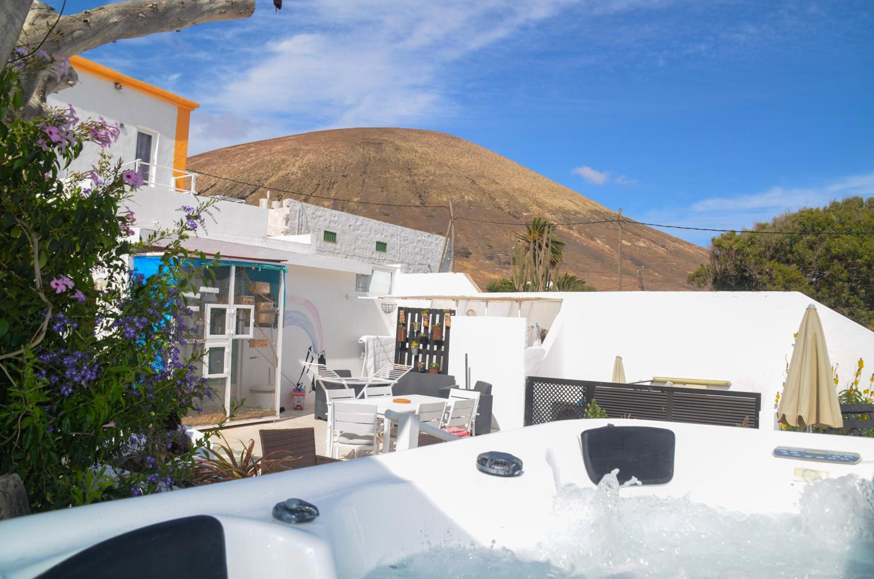 King Room with Pool View photo 3