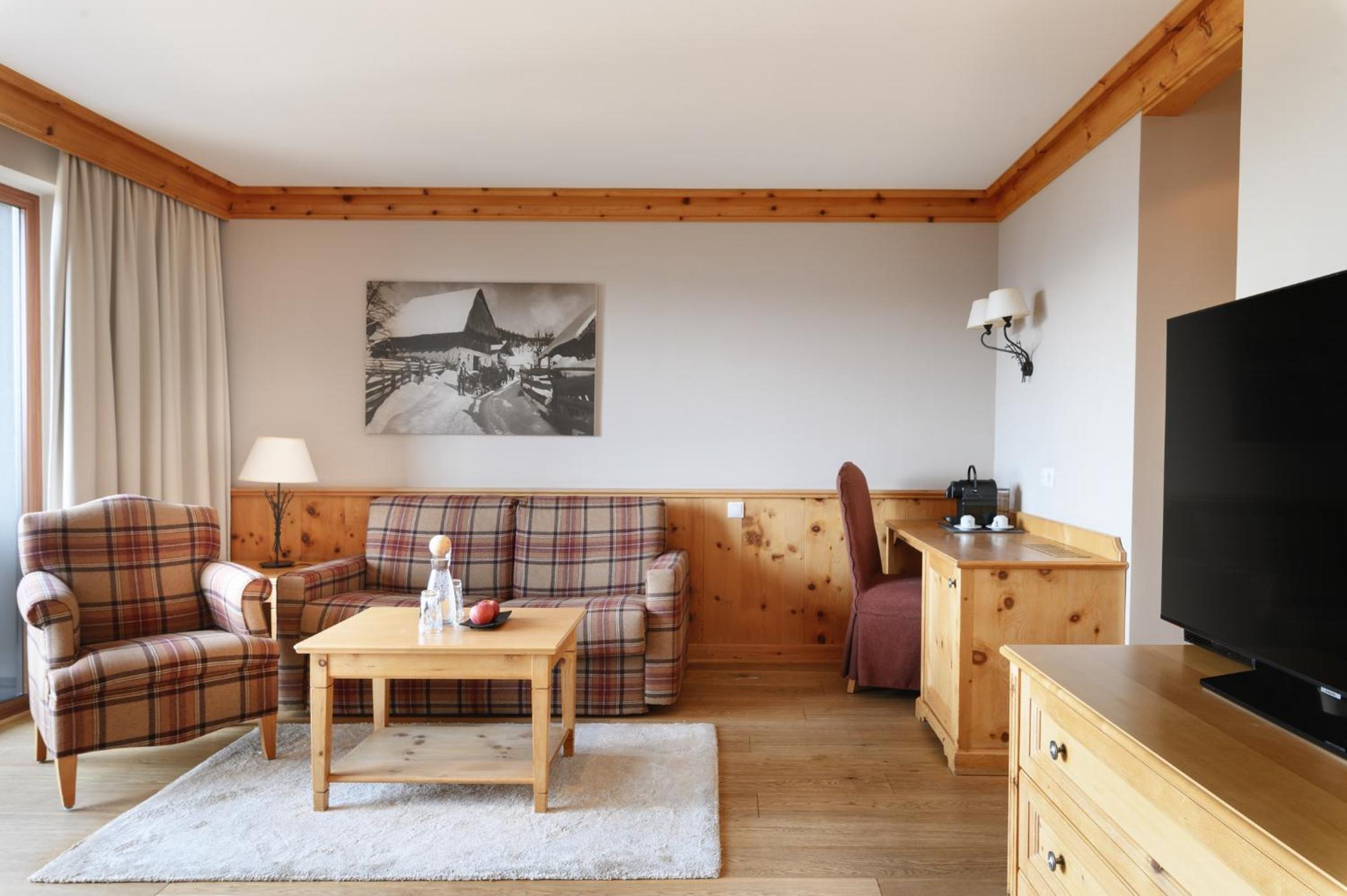 Budget Double Room photo 3