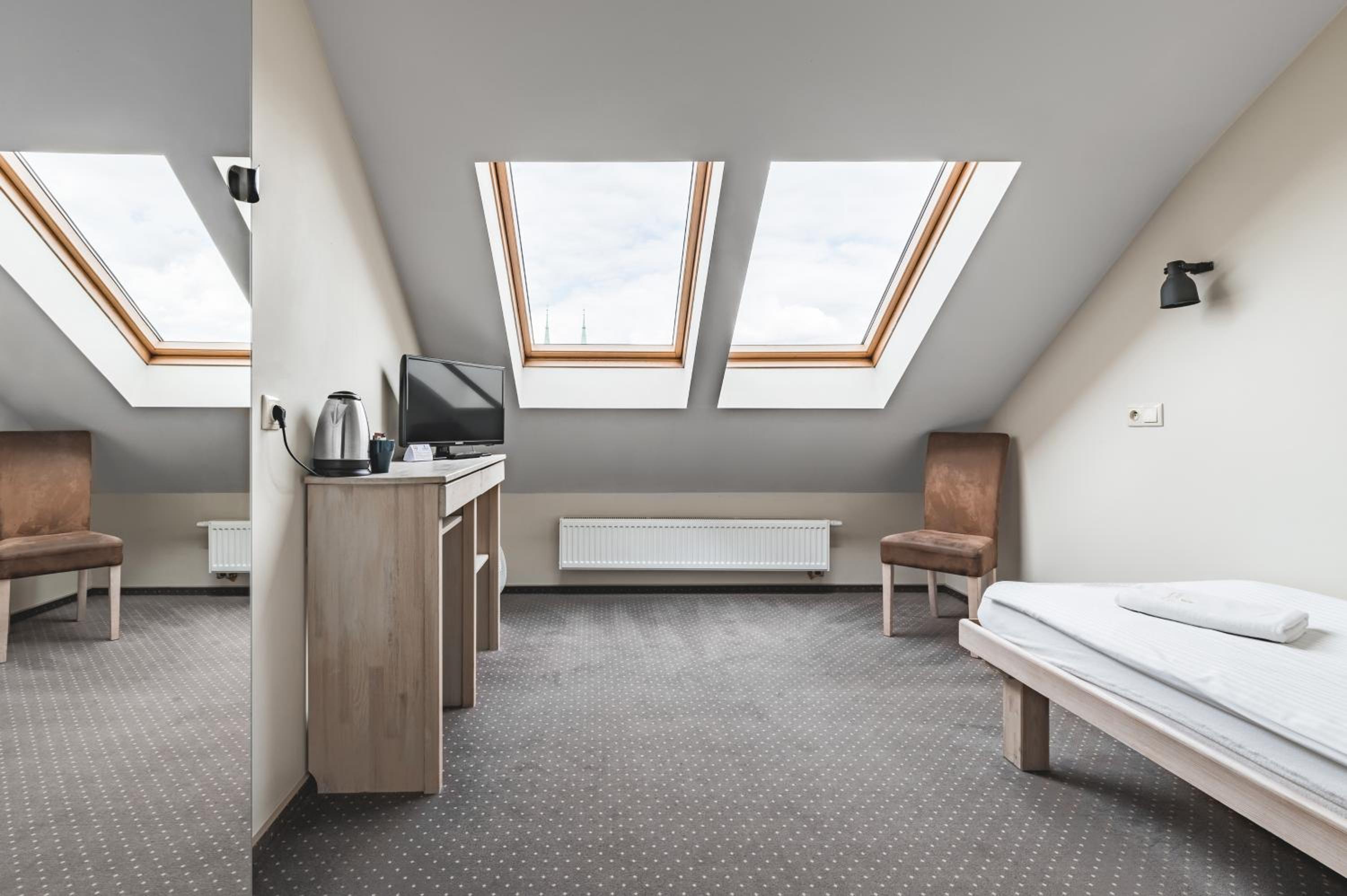 Economy Single Room