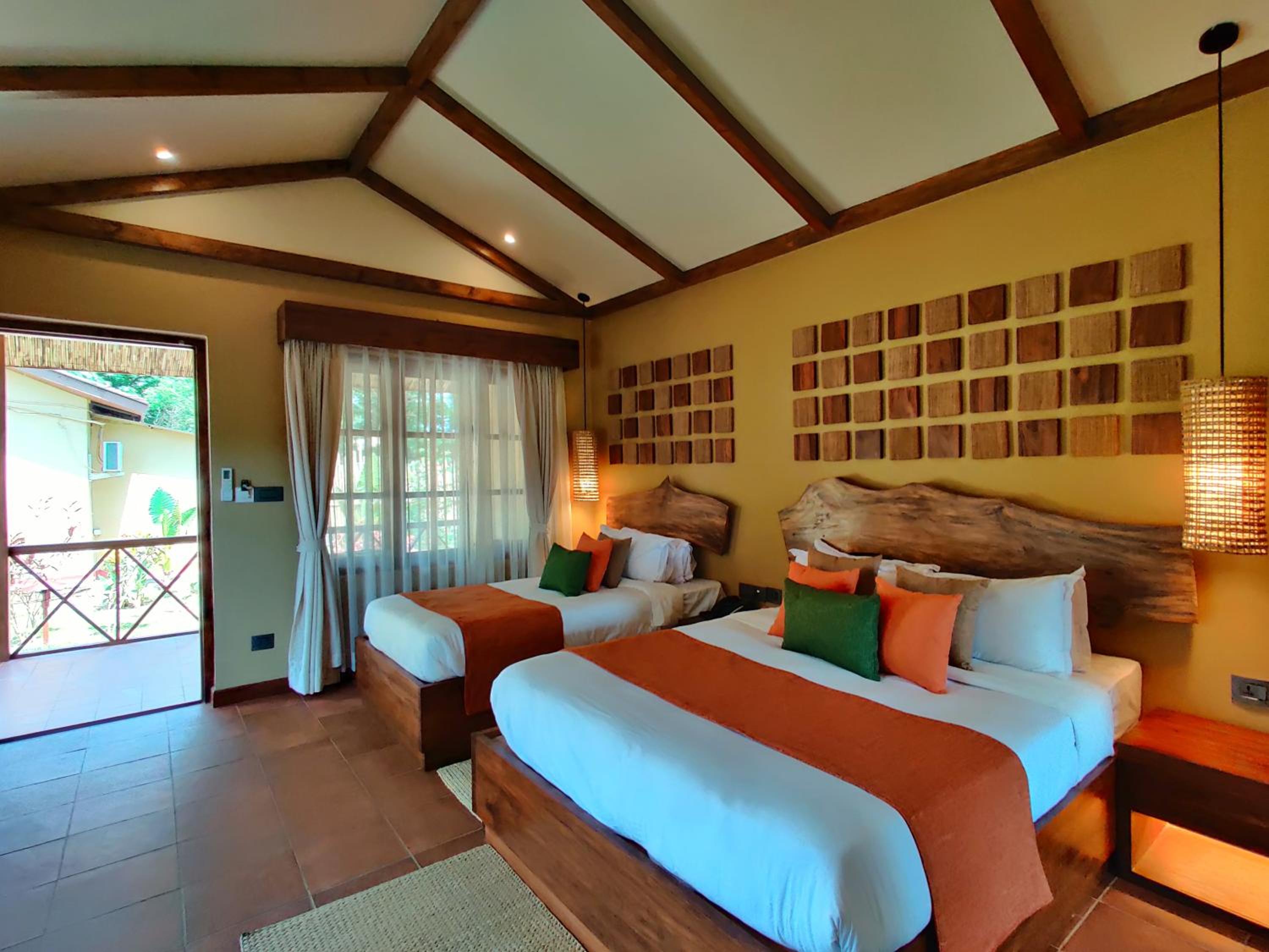 Superior Deluxe Double or Twin Room  photo 1