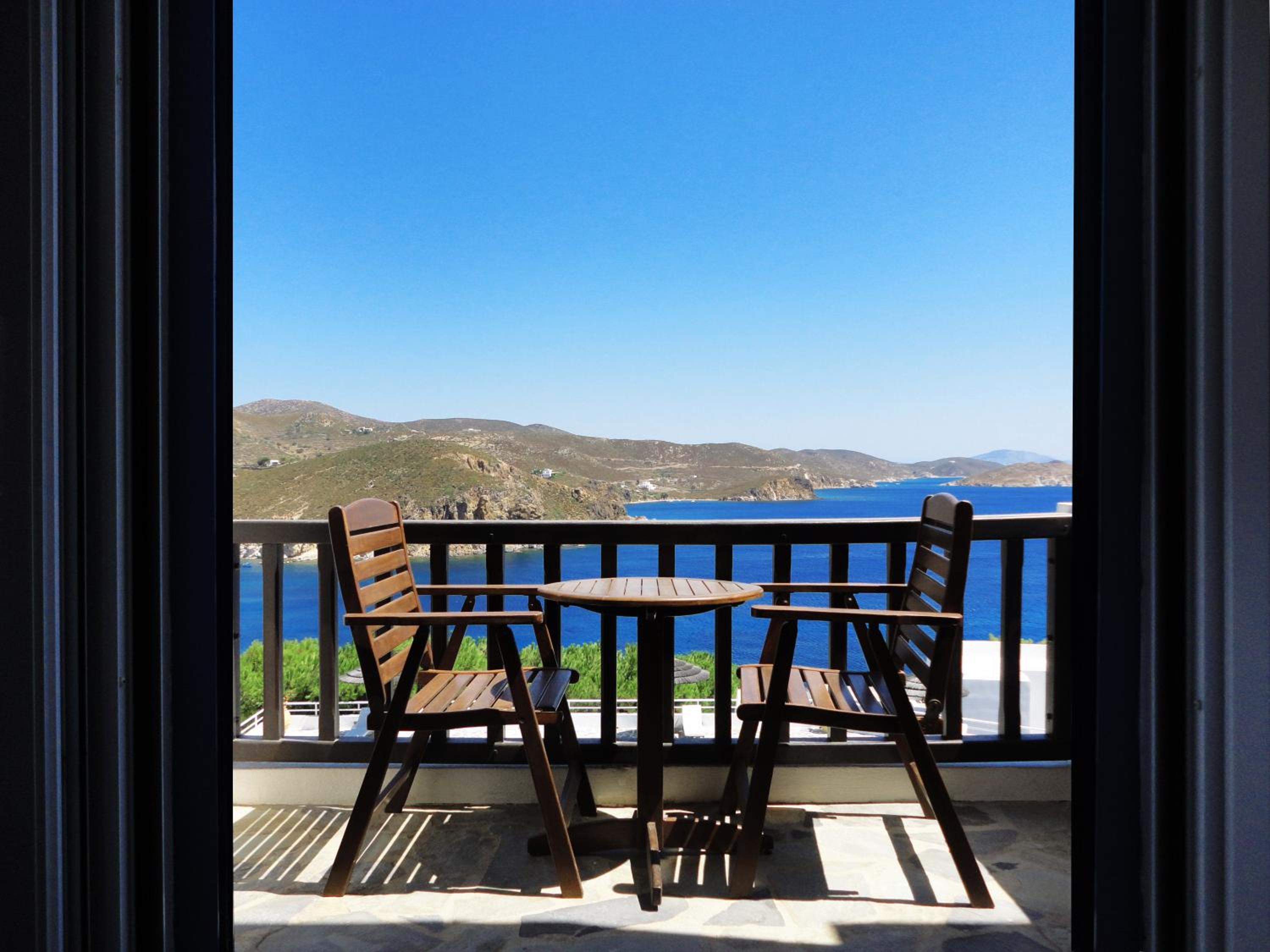 Double Room with Direct Sea View photo 2