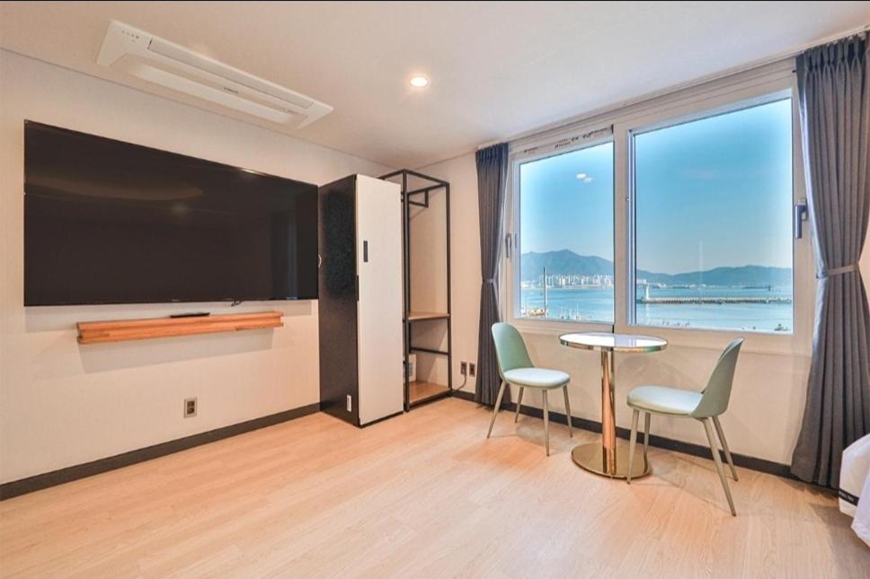 Superior Twin Room with Sea View