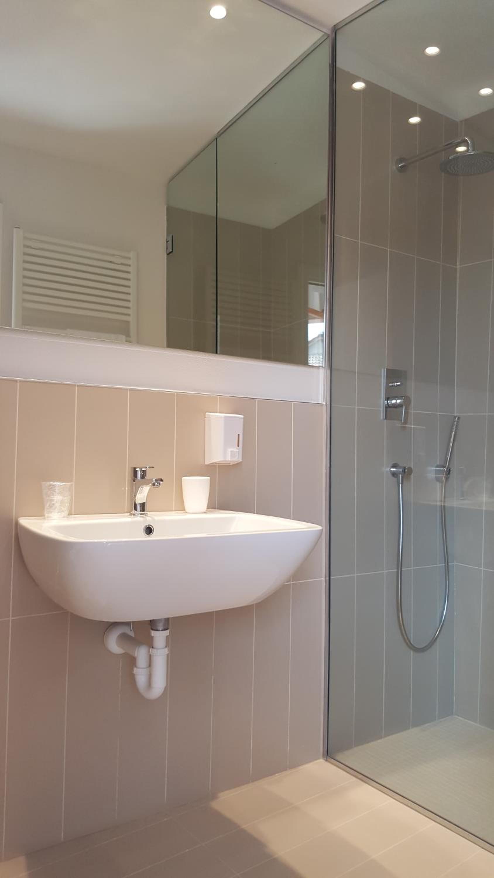 Standard Double or Twin Room photo 2