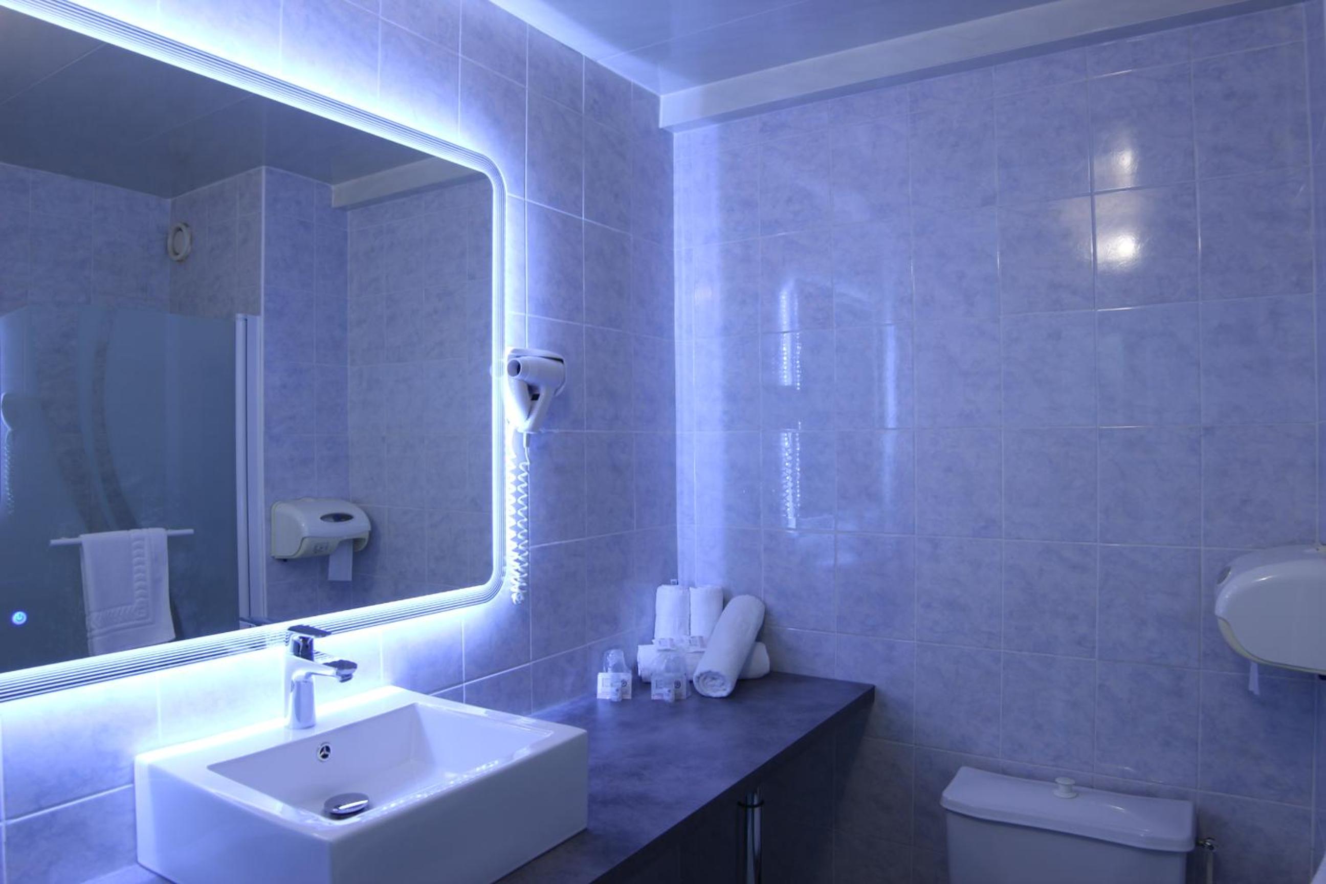 Double Room - Photo 4