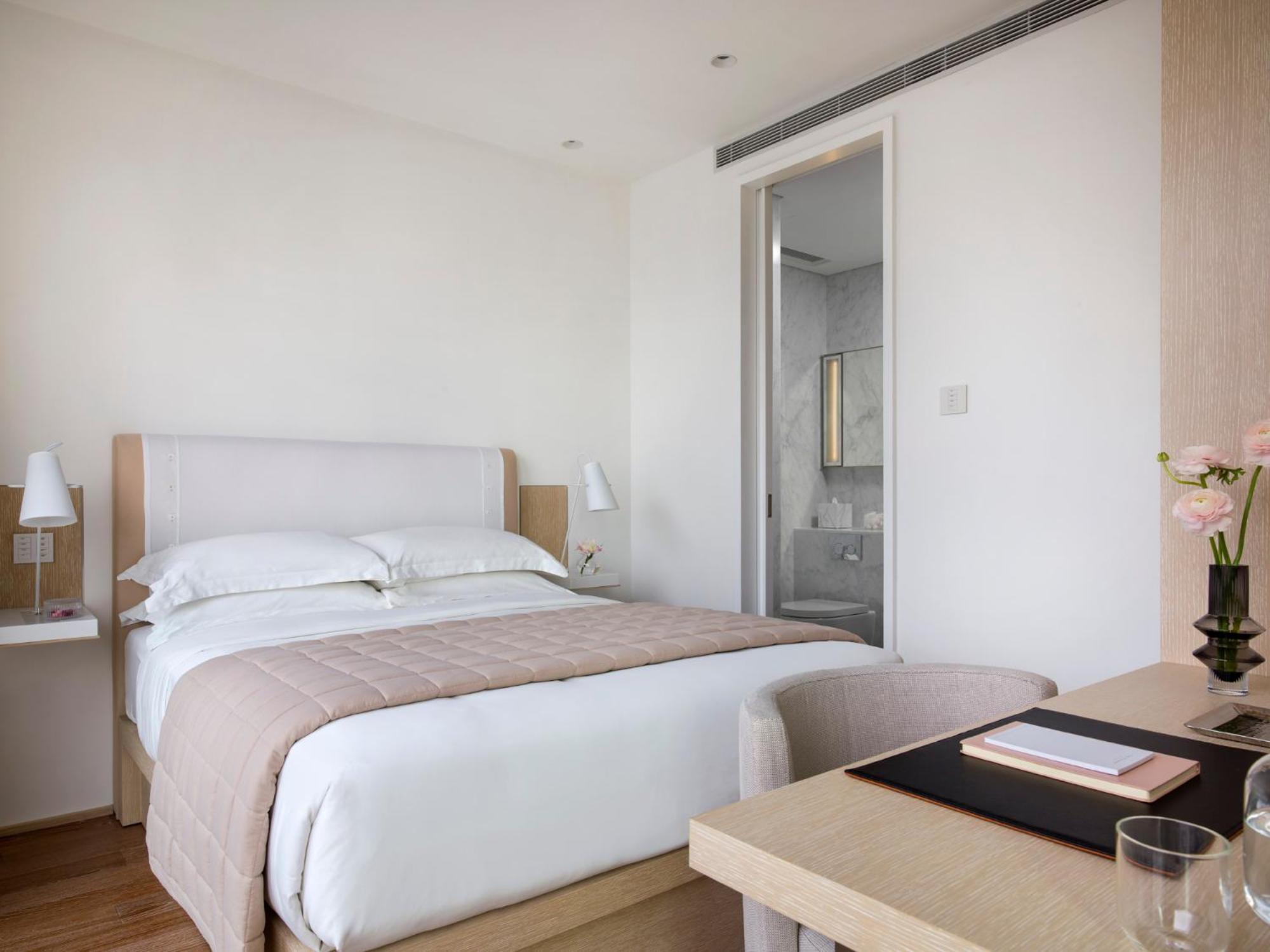 Two-Bedroom Suite at The Putman Two-Bedroom Suite at The Putman