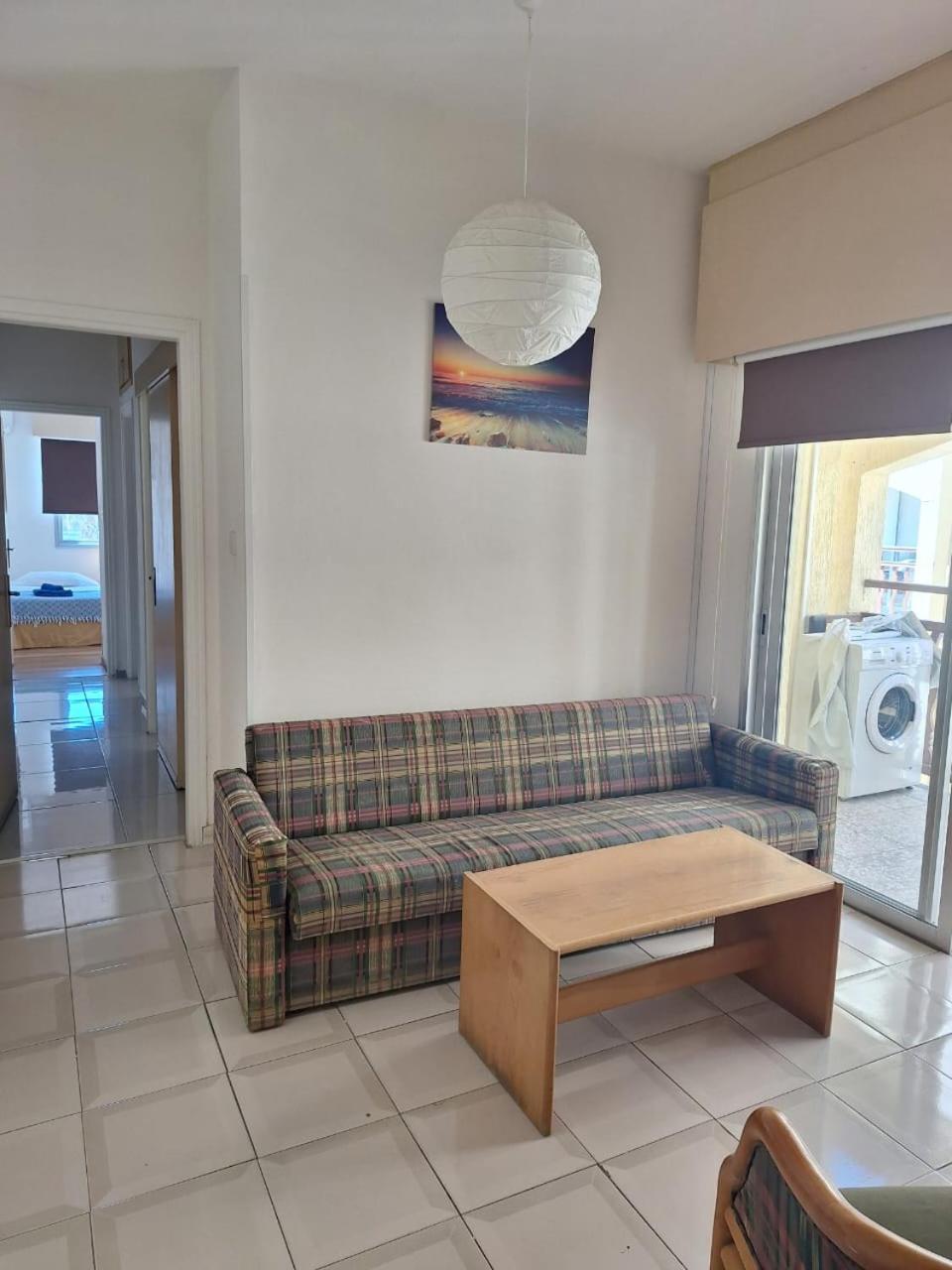 One-Bedroom Apartment photo 3