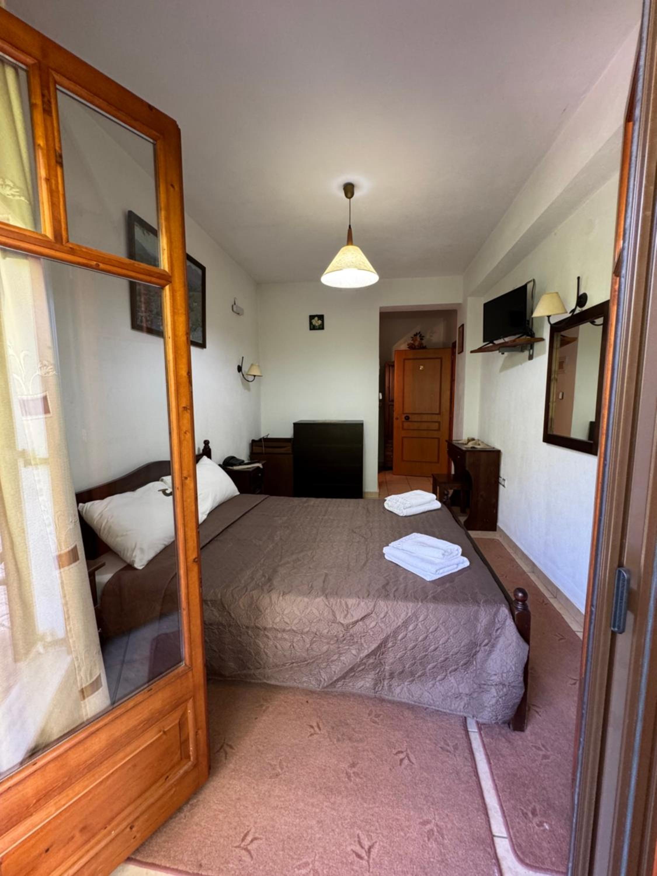 King Room with Mountain View - Photo 8