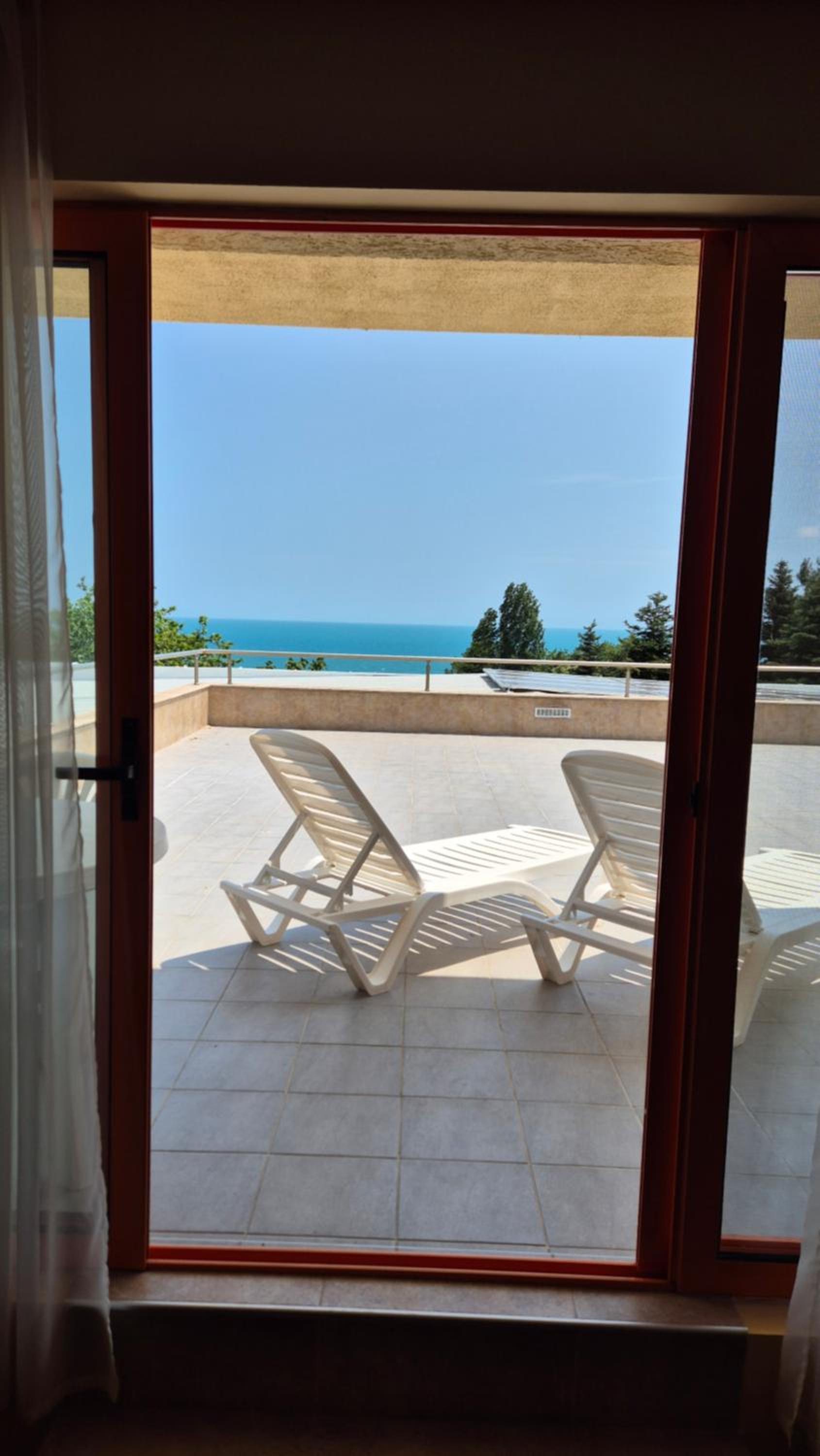 Deluxe Double or Twin Room with Sea View photo 3