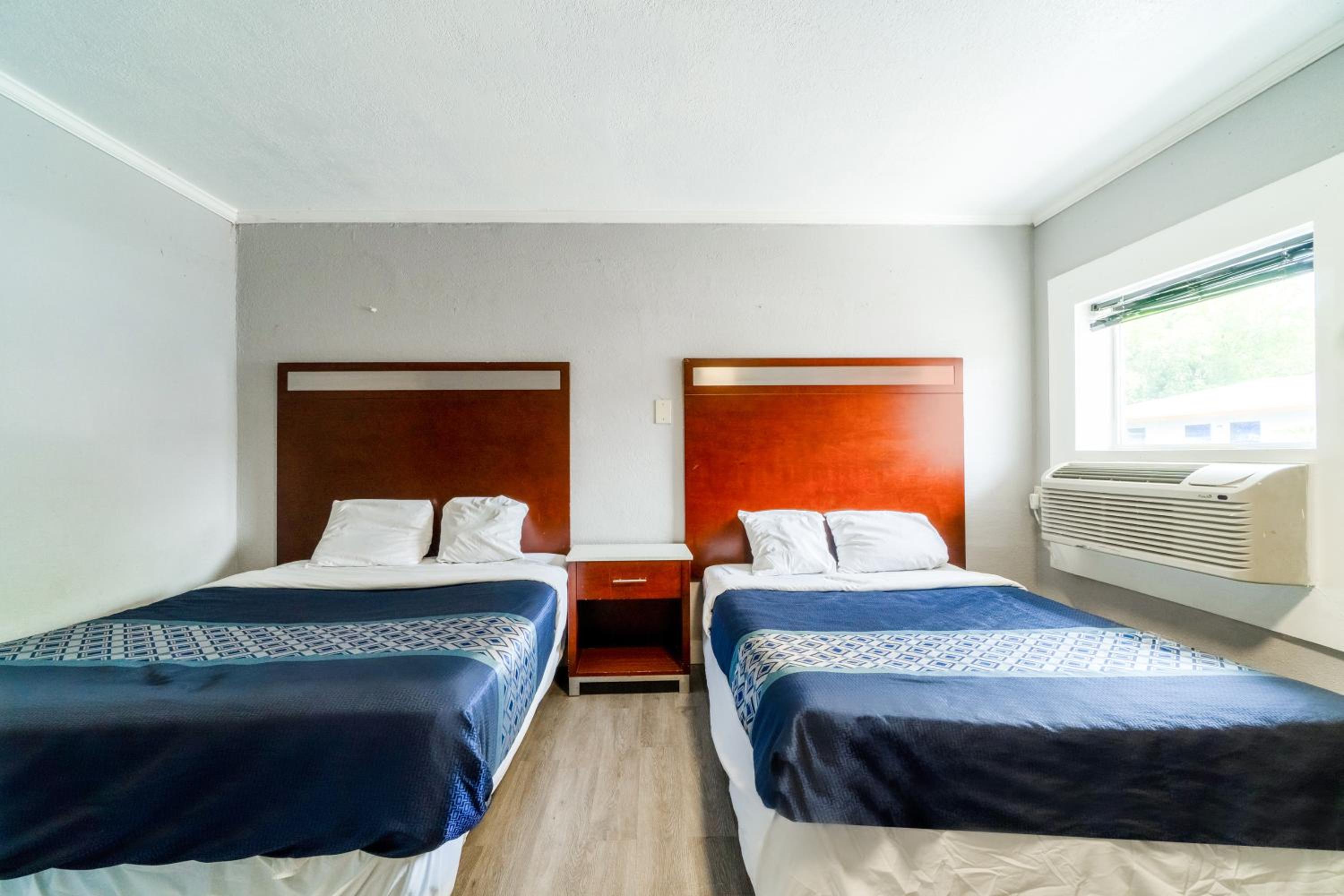 2 Full Beds Non-Smoking - Photo 7