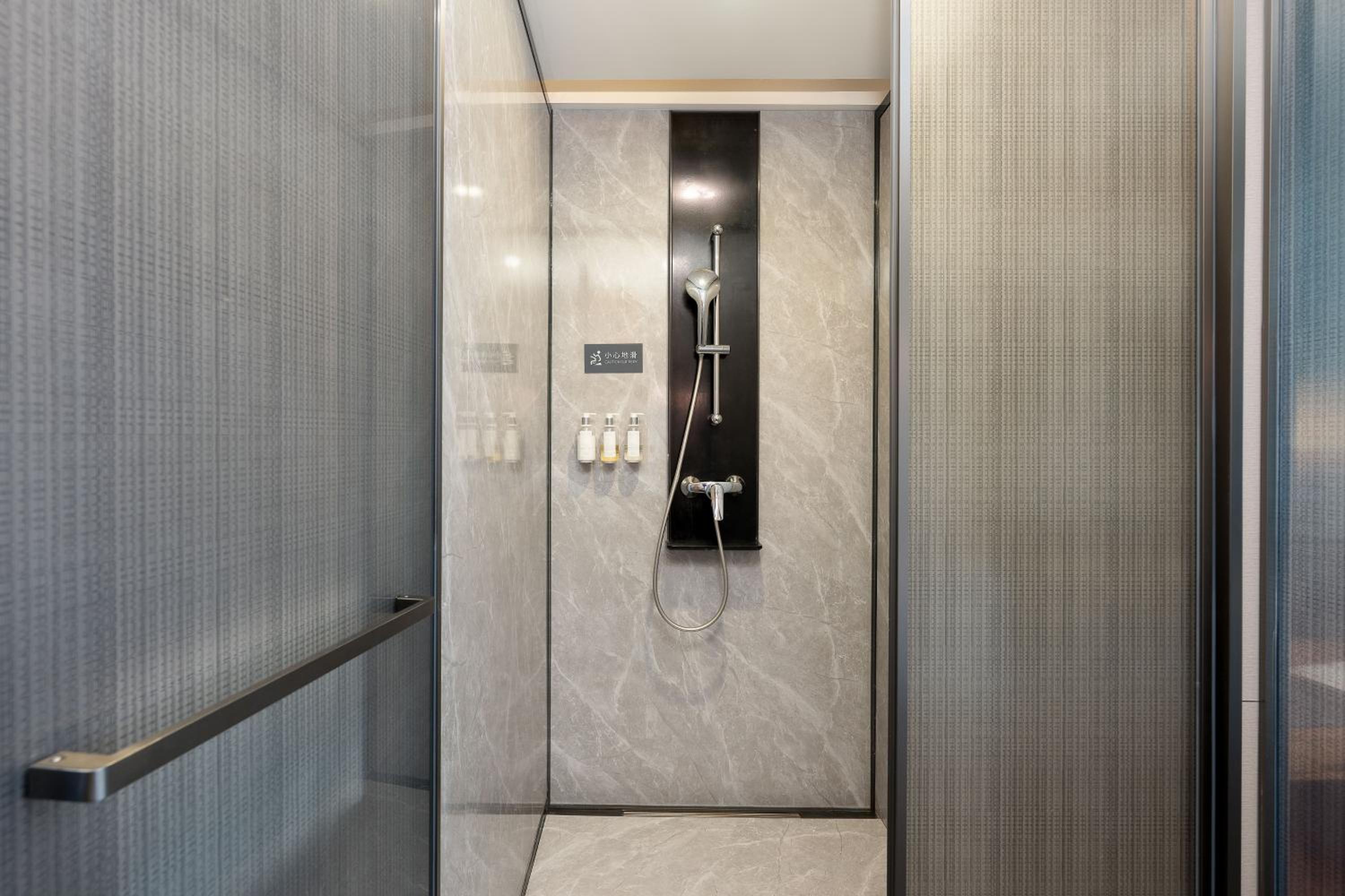Premium King Room with City View