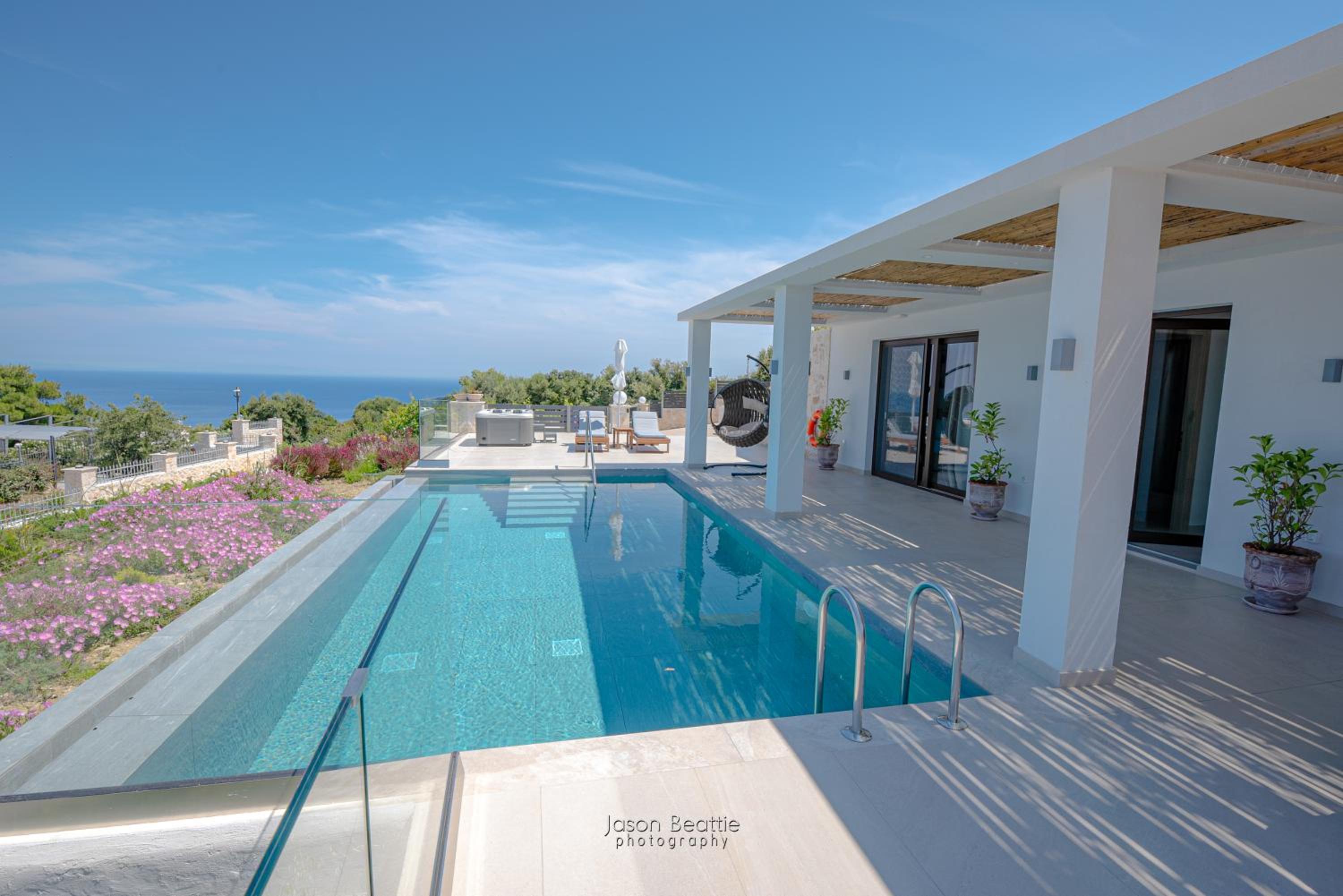 Deluxe Villa photo 1