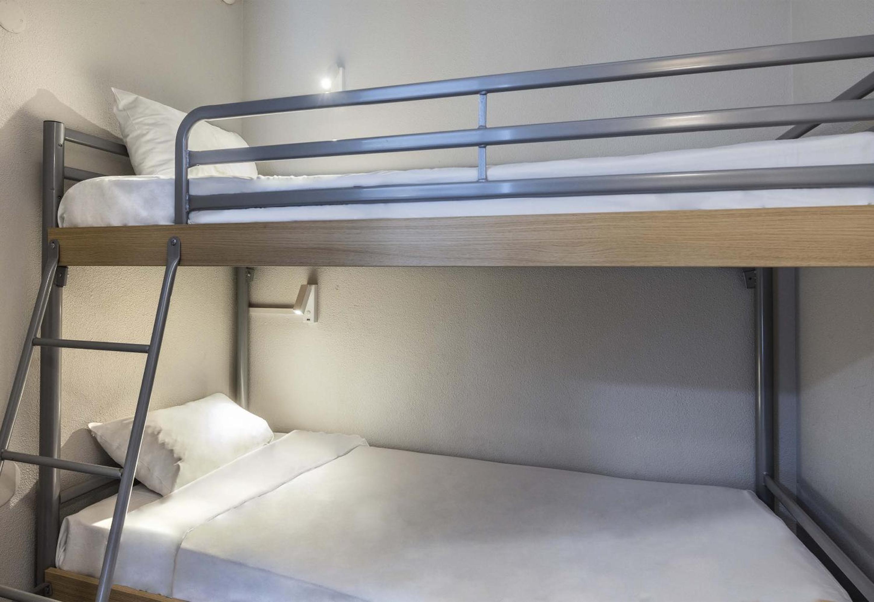 Quadruple Room - Photo 3