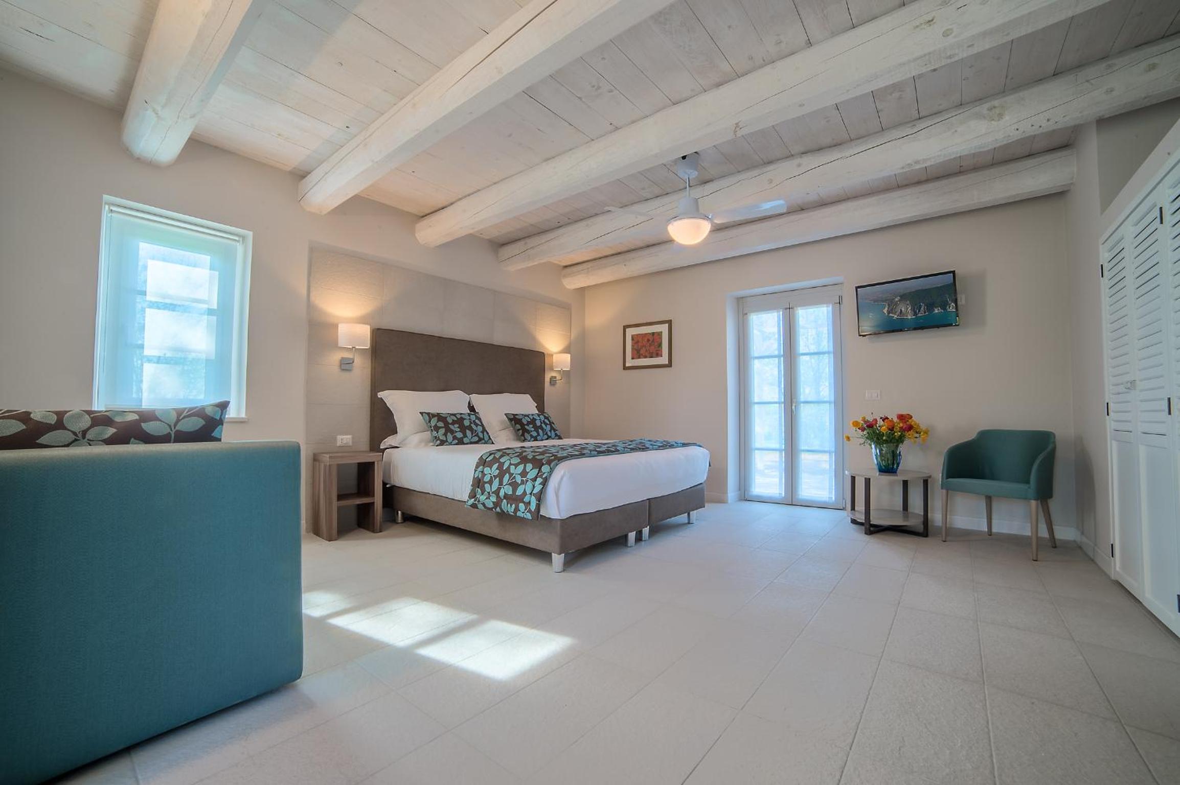 Deluxe Triple Room photo 1