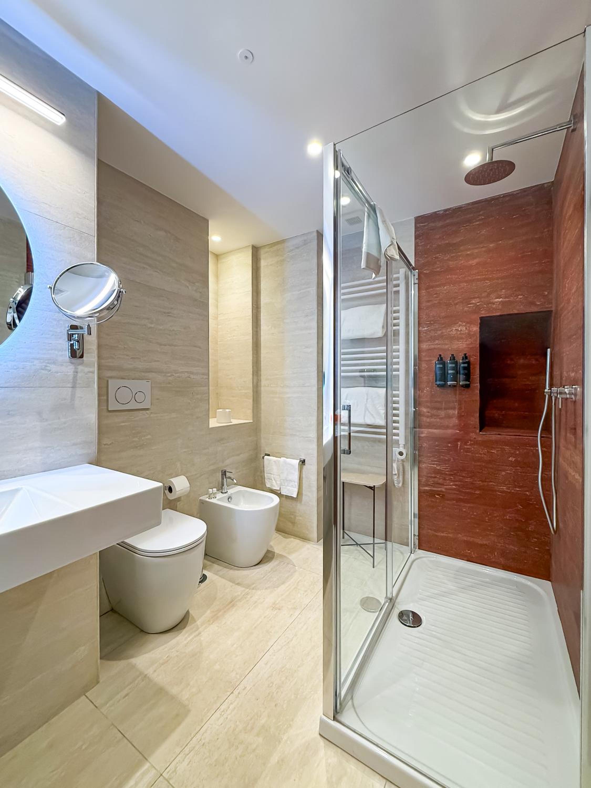 Deluxe Double or Twin Room with City View - Annex Building
