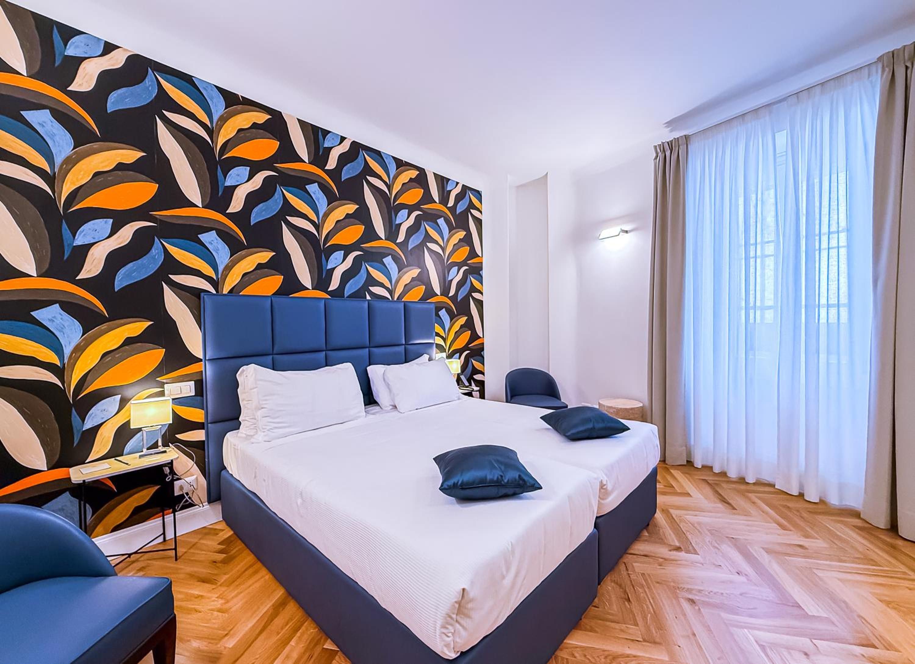 Deluxe Double or Twin Room with City View - Annex Building thumbnail 6