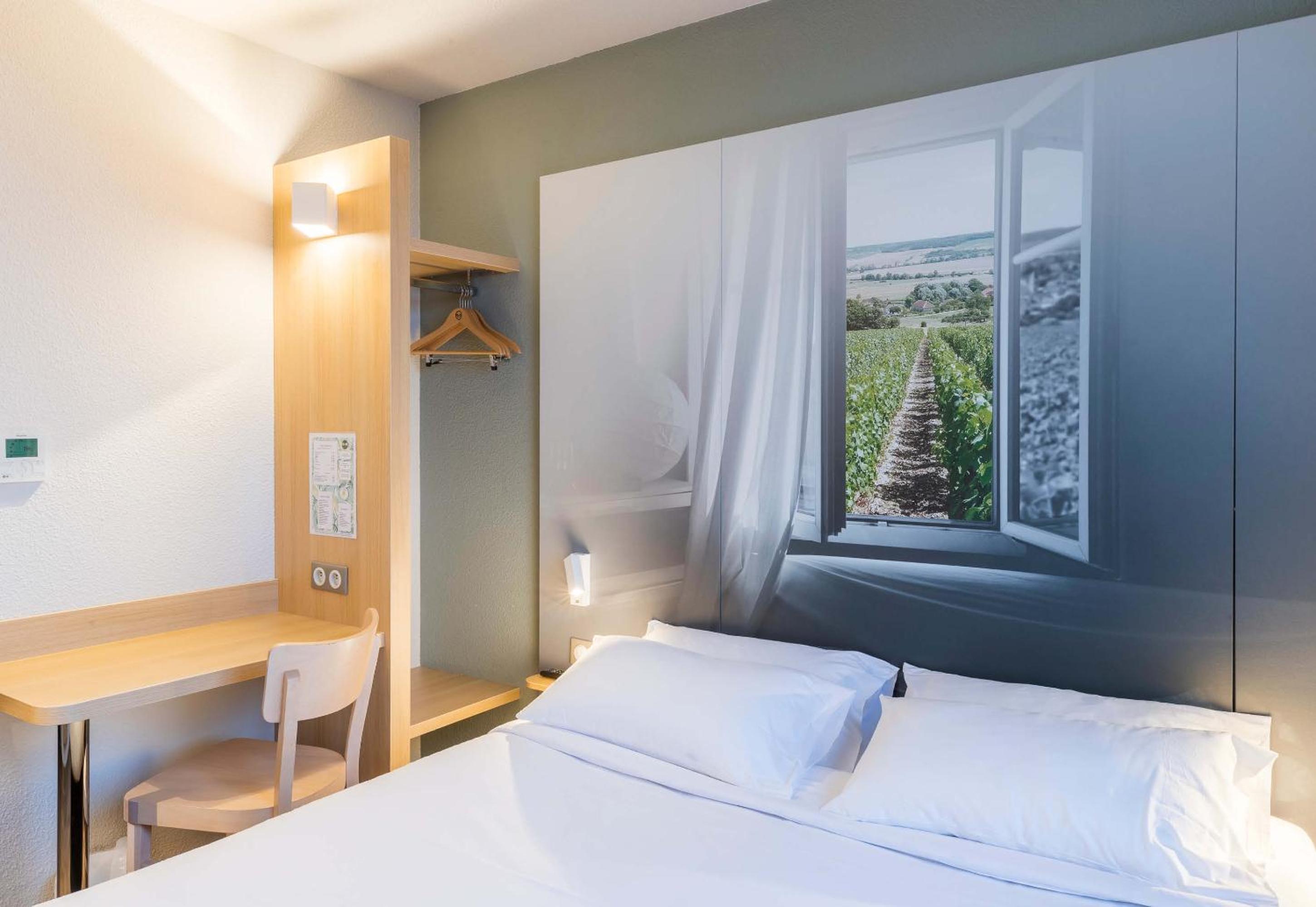 Quadruple Room - Photo 4