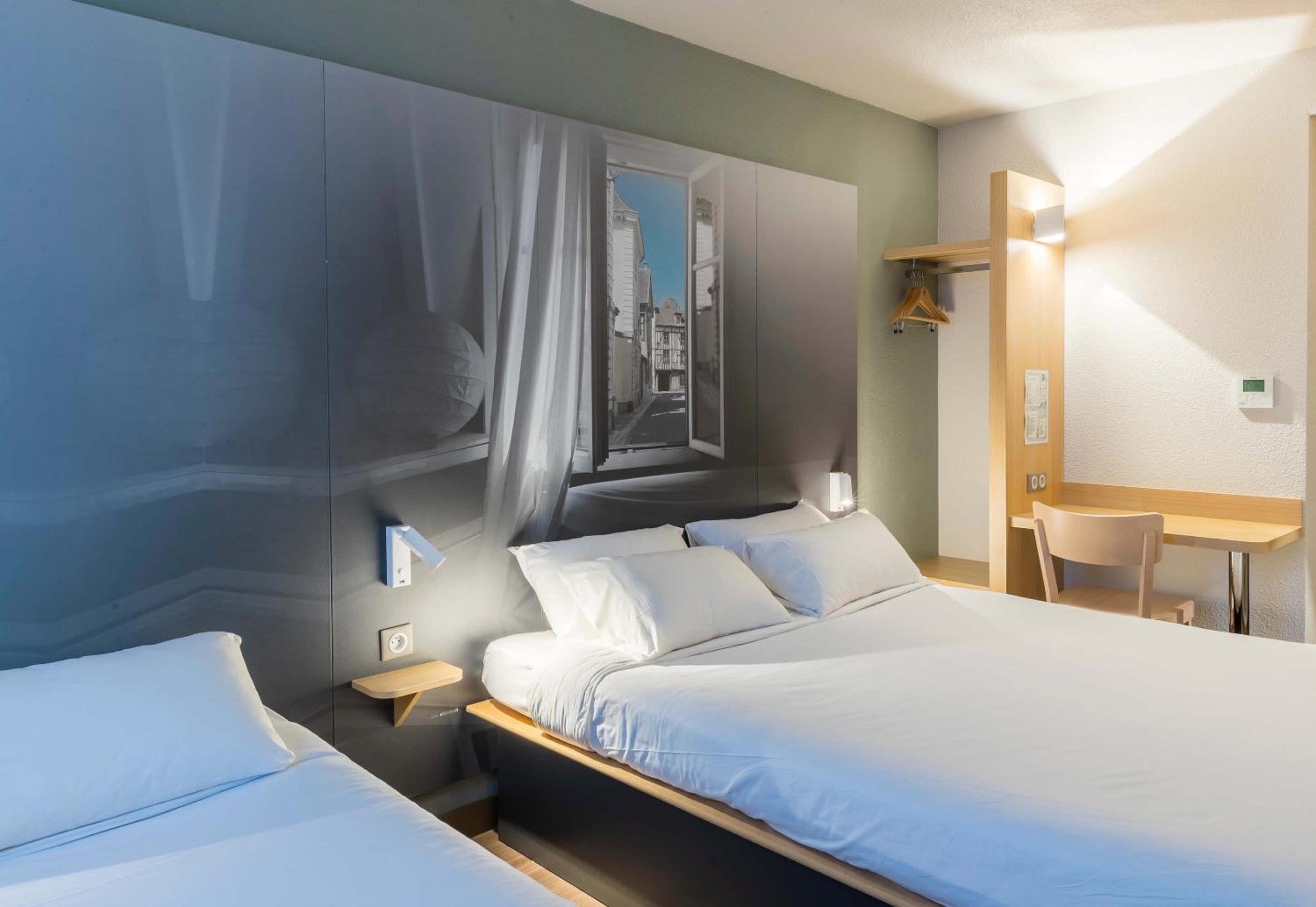 Quadruple Room - Photo 3