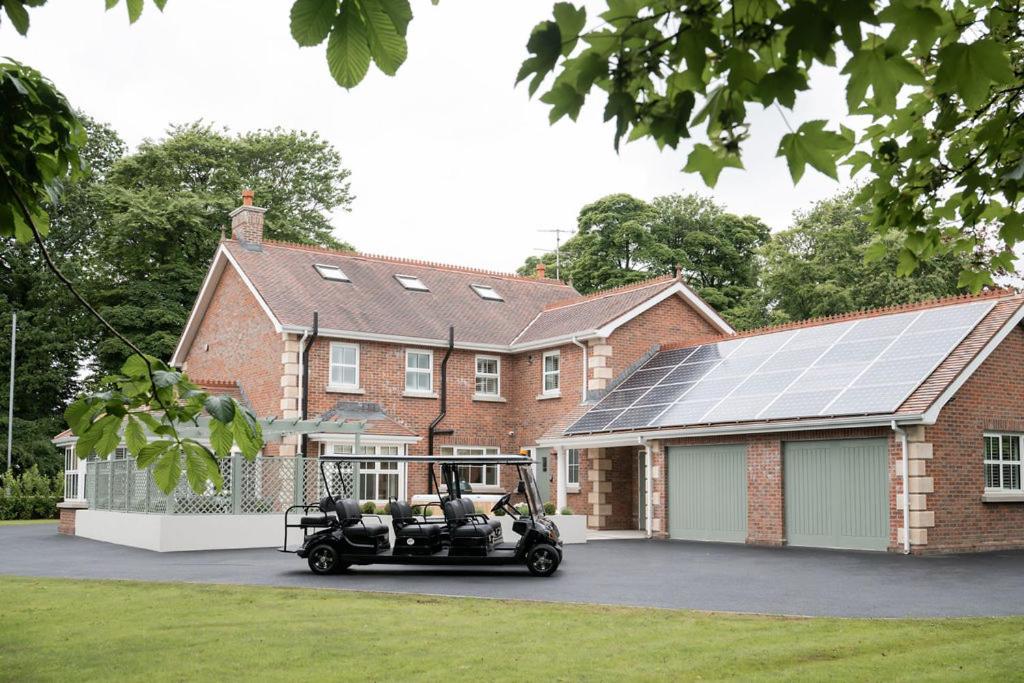 Villa photo 3