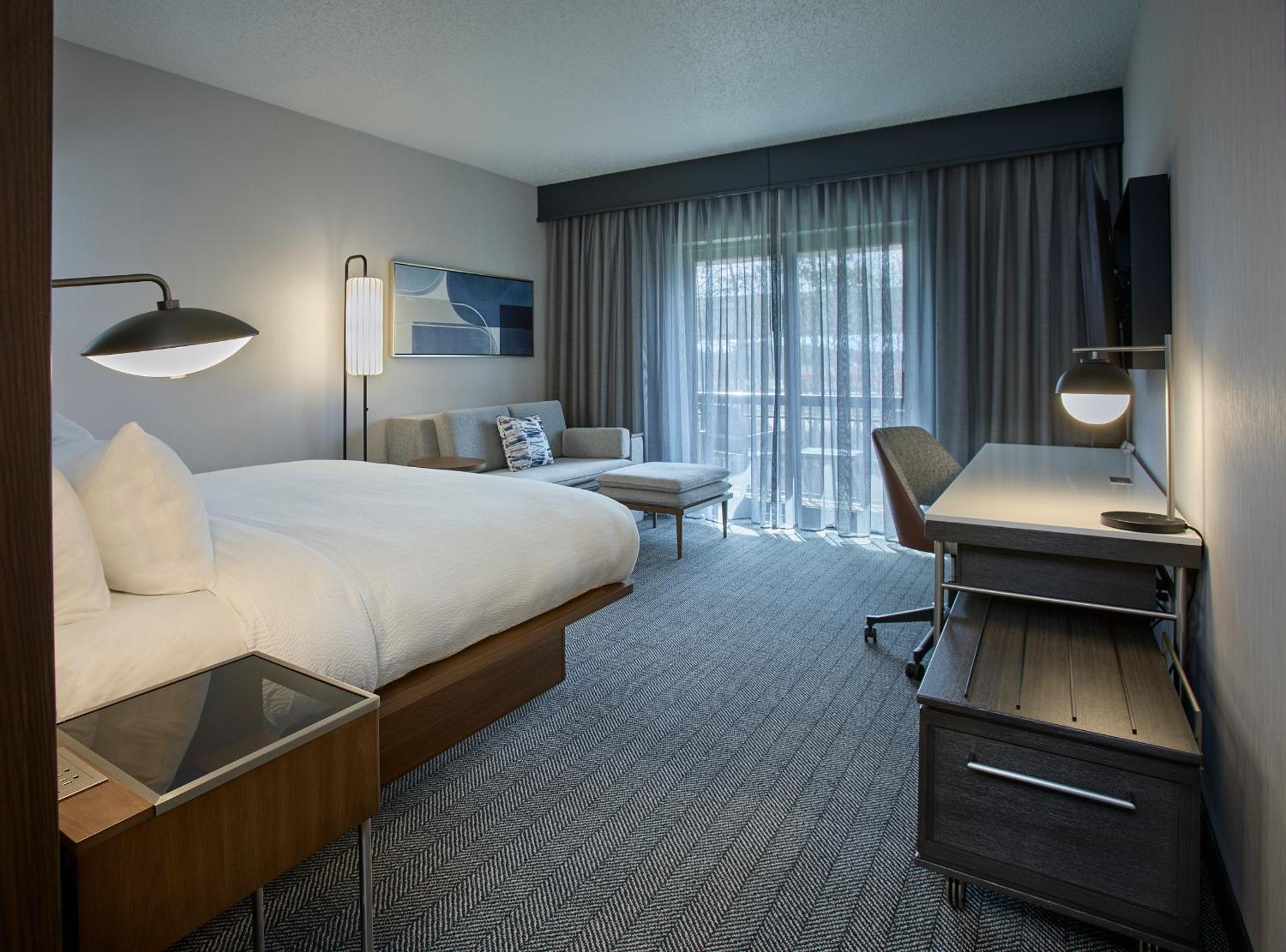 King Room with Sofa Bed