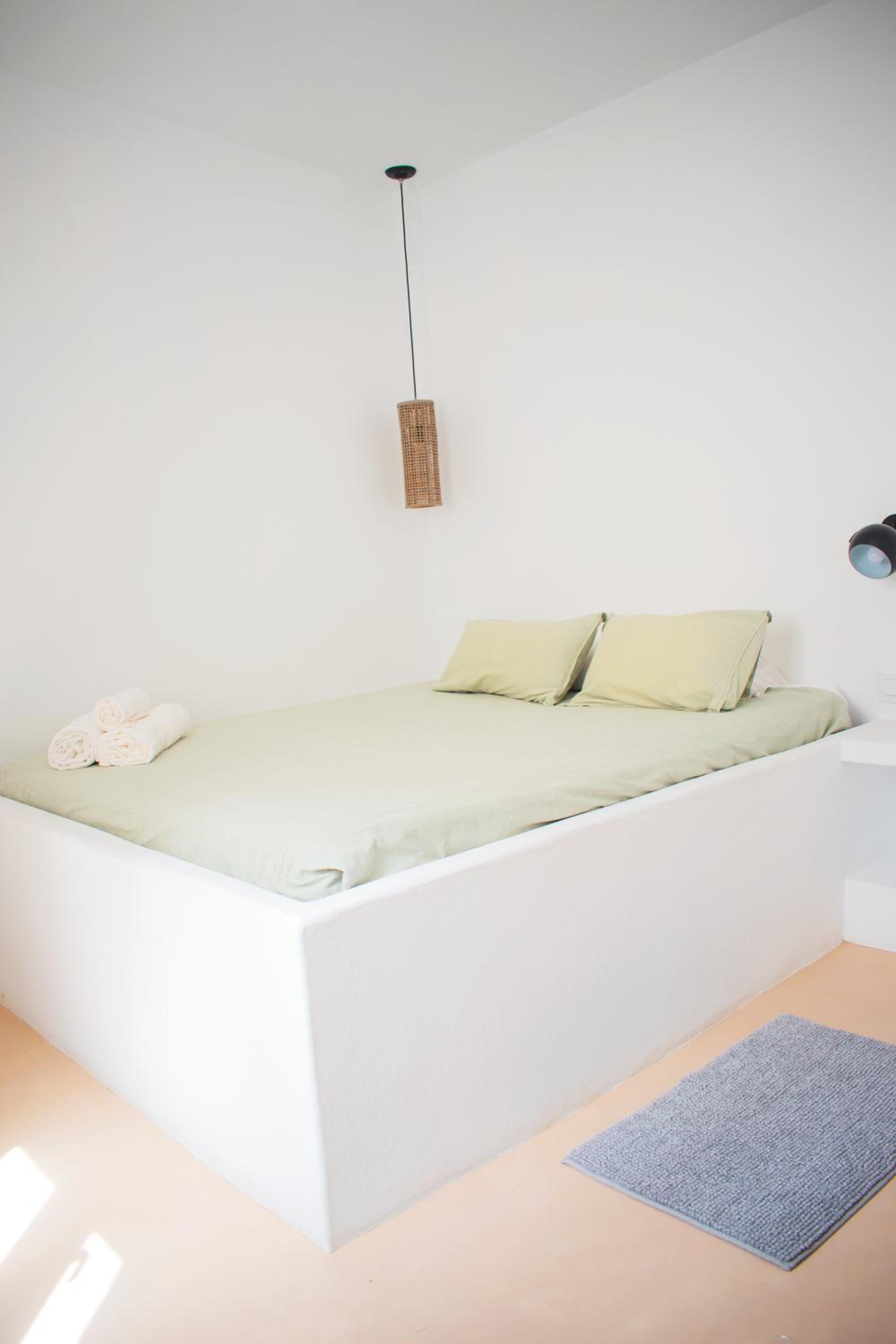 Three-Bedroom House - Annex photo 1