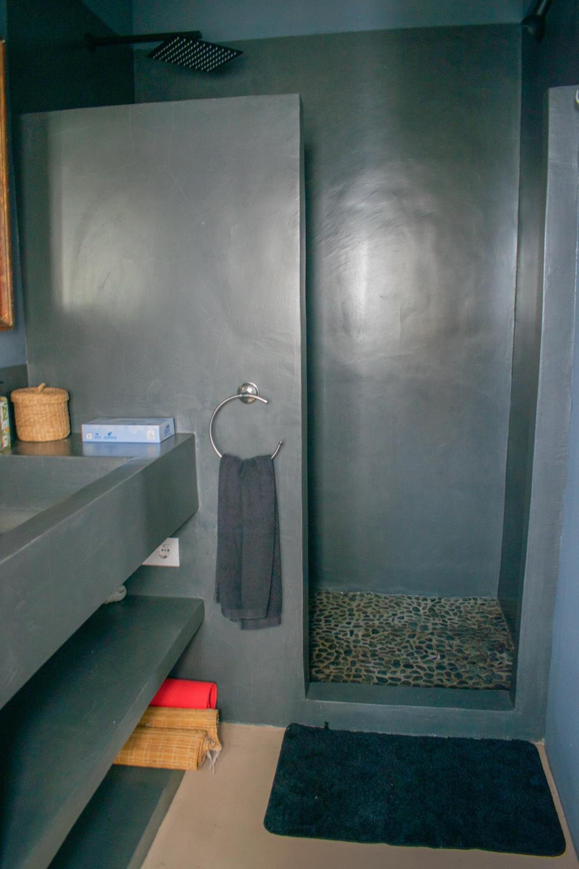 Three-Bedroom House - Annex photo 2