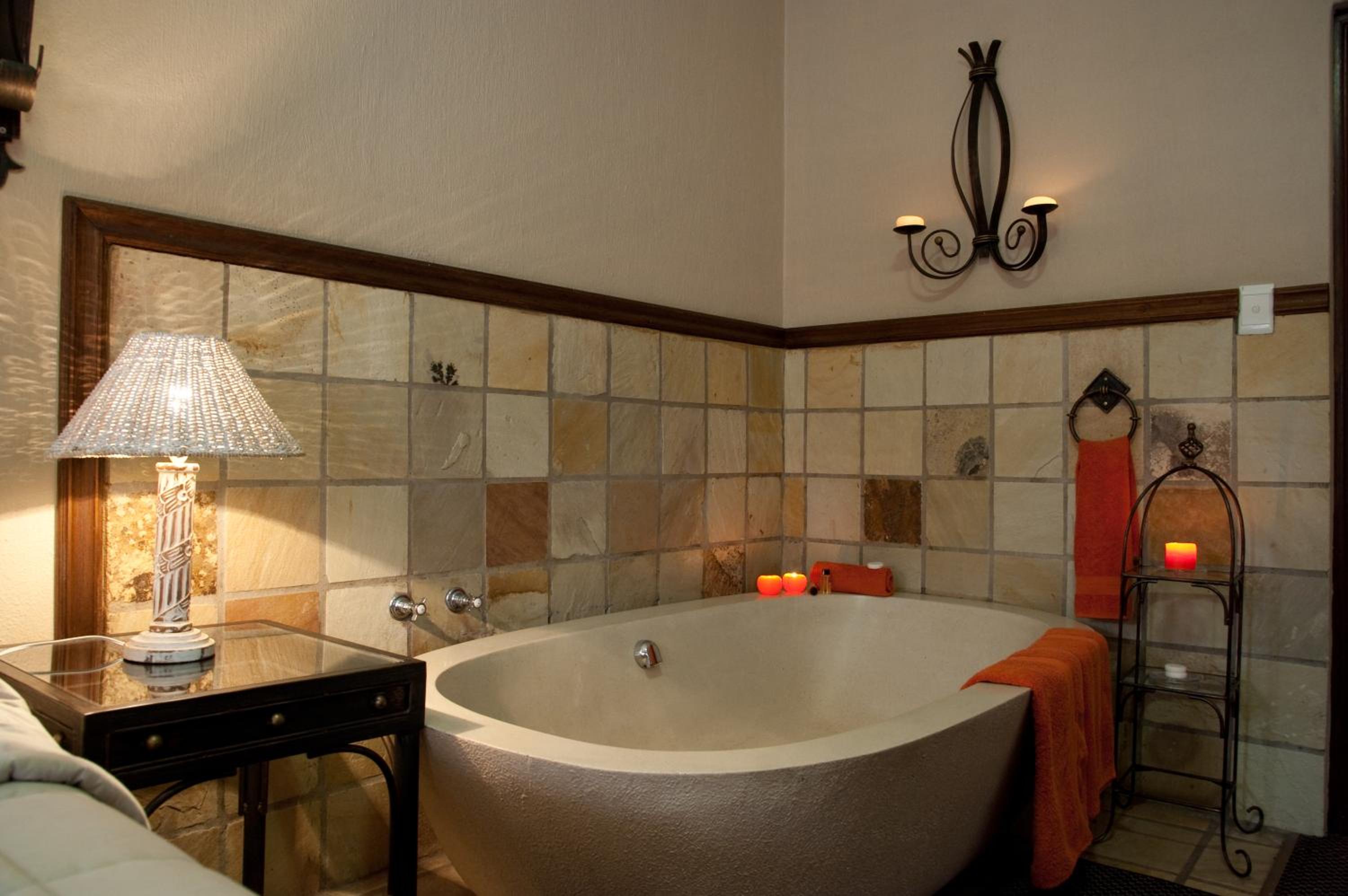 Suite - Photo 7