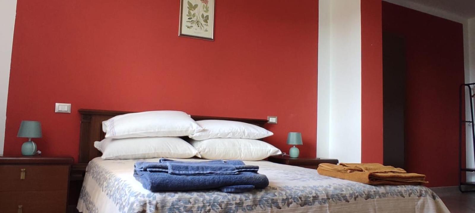 Large Double Room photo 3