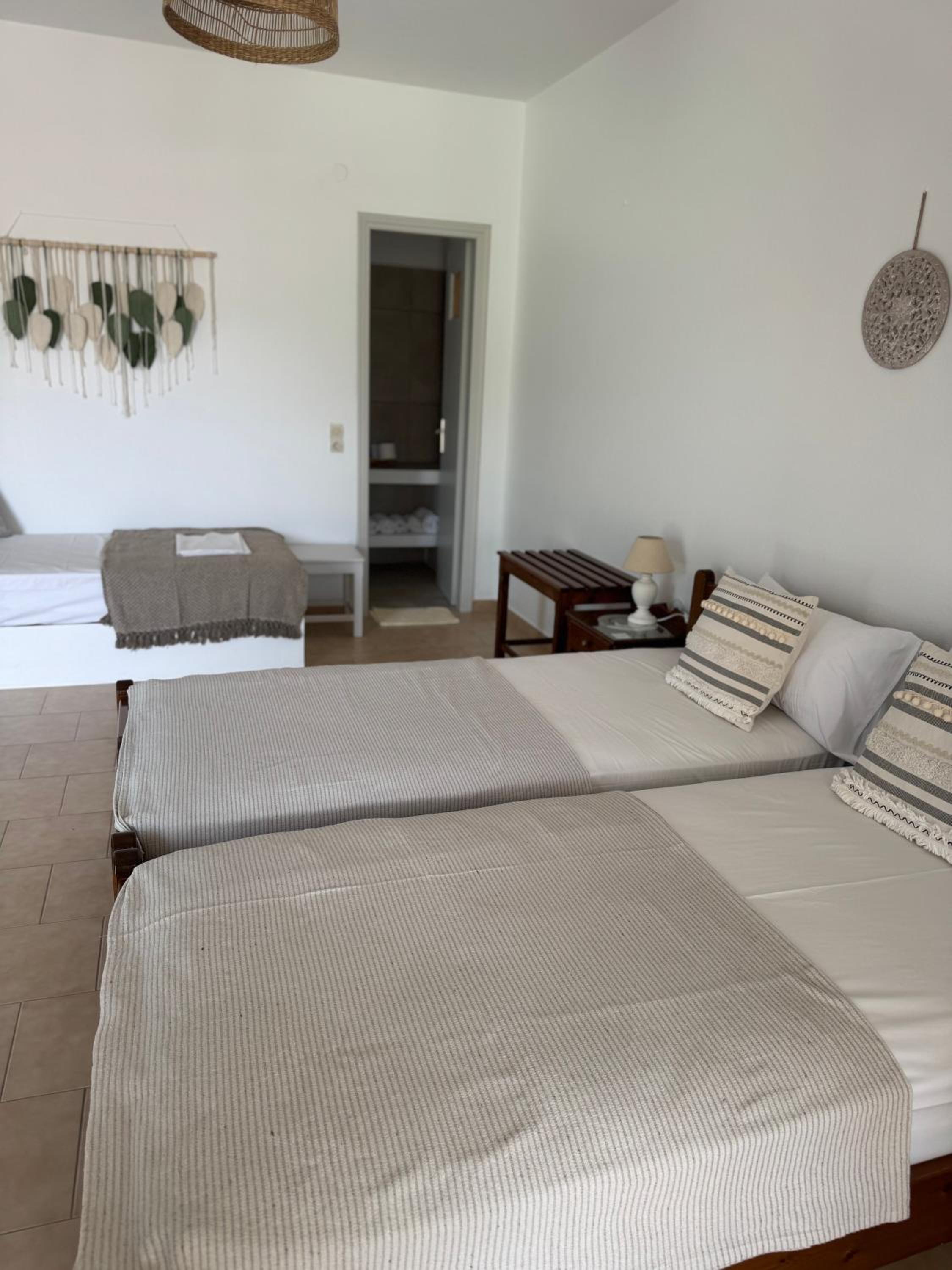 Triple Room with Terrace